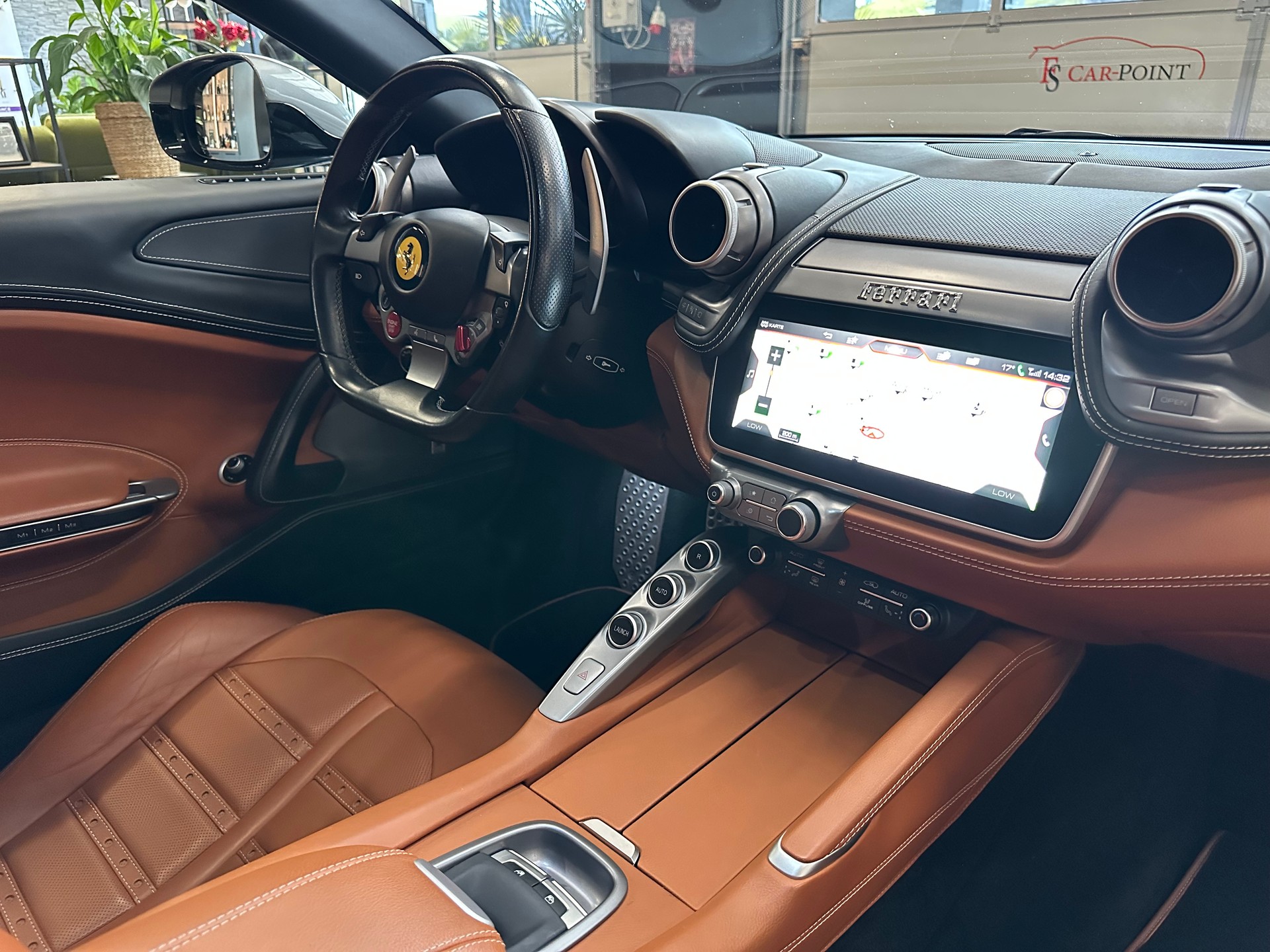 FERRARI GTC 4 Lusso-image-11