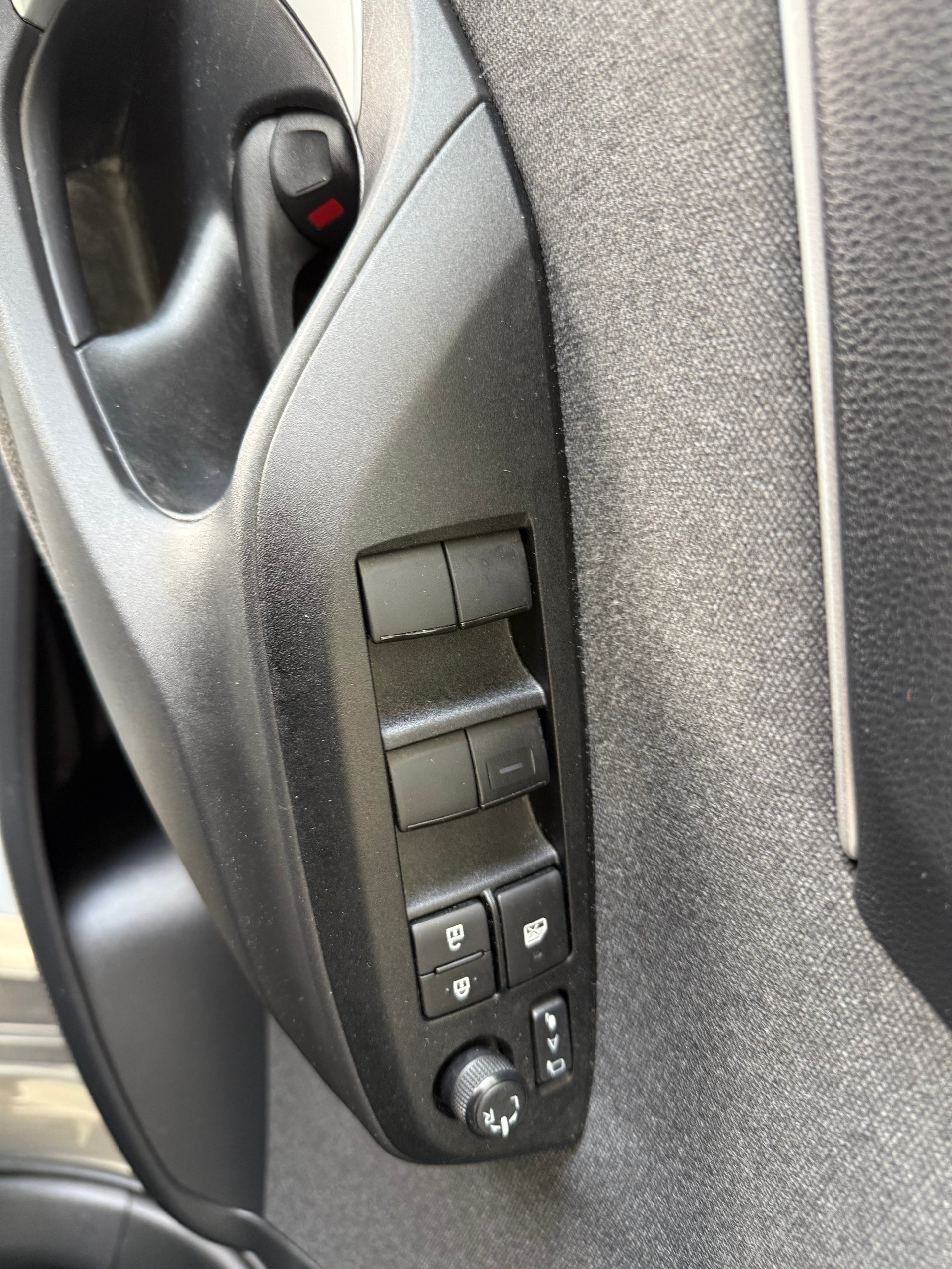 TOYOTA Yaris 1.5 Premium e-CVT-image-7