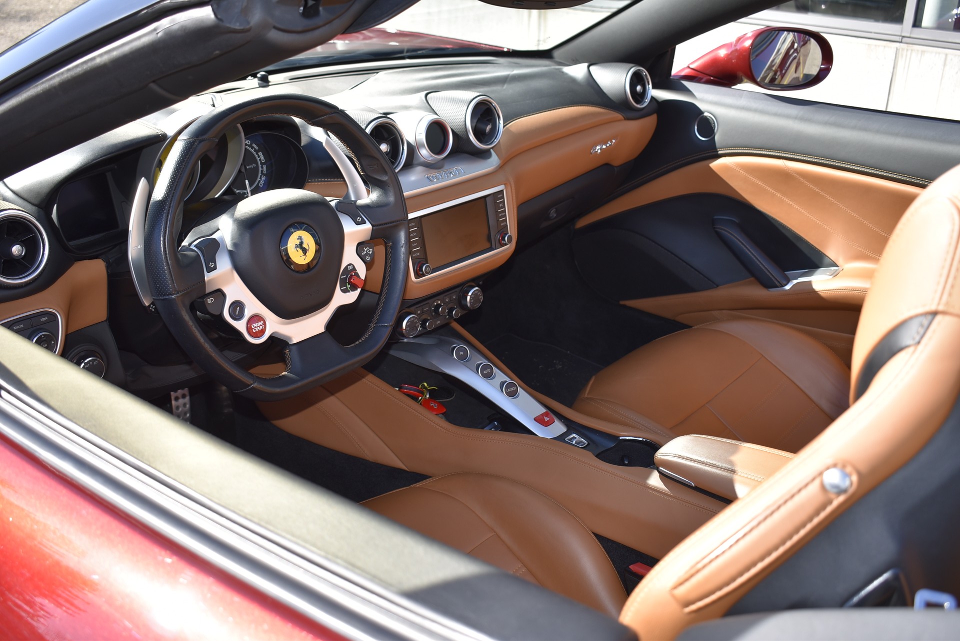 FERRARI California 3.9 V8 T-image-18