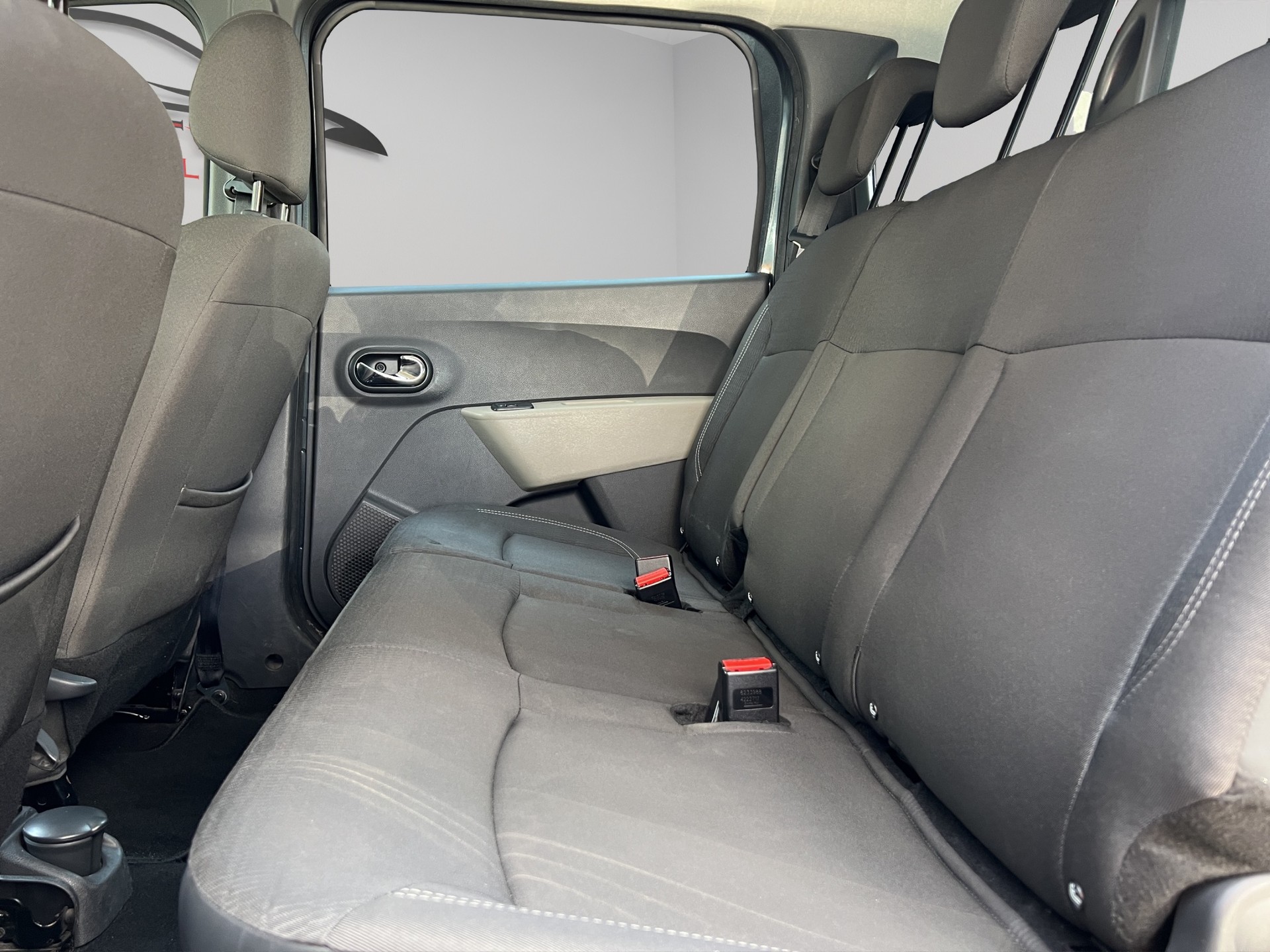 DACIA Lodgy 1.2 Turbo Supreme-image-6