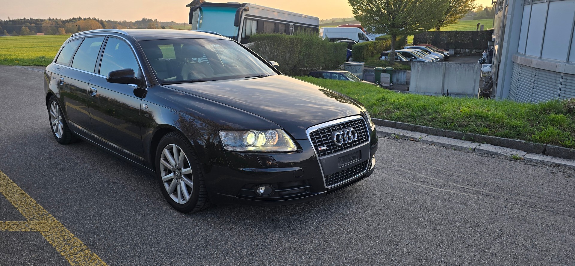 AUDI A6 Avant 3.0 V6 TDI quattro-image-6
