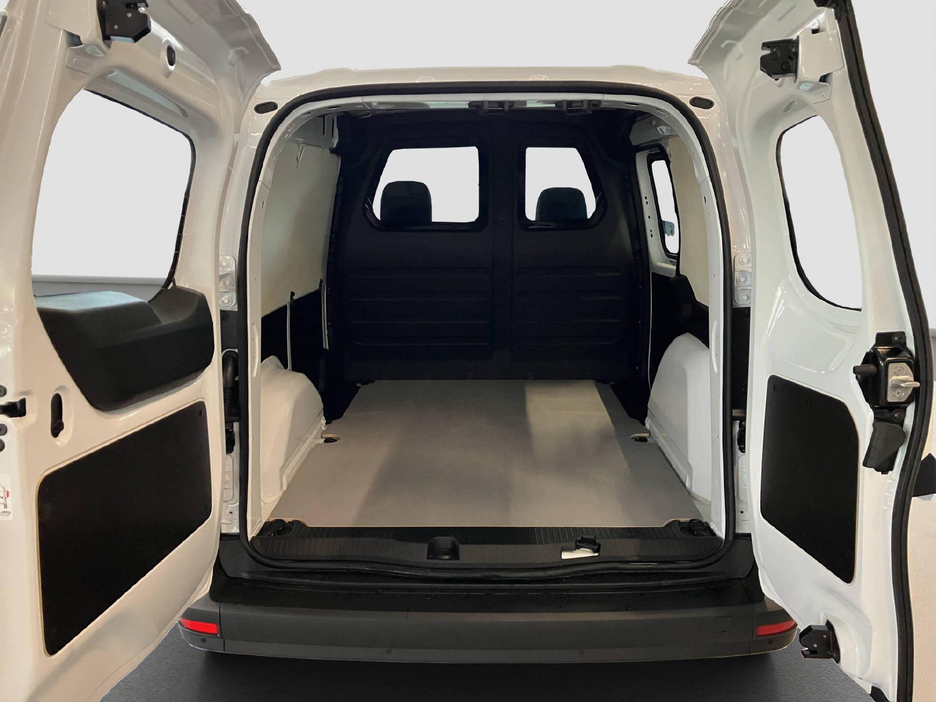 MERCEDES-BENZ eCitan Standard 2716mm S Worke-image-11