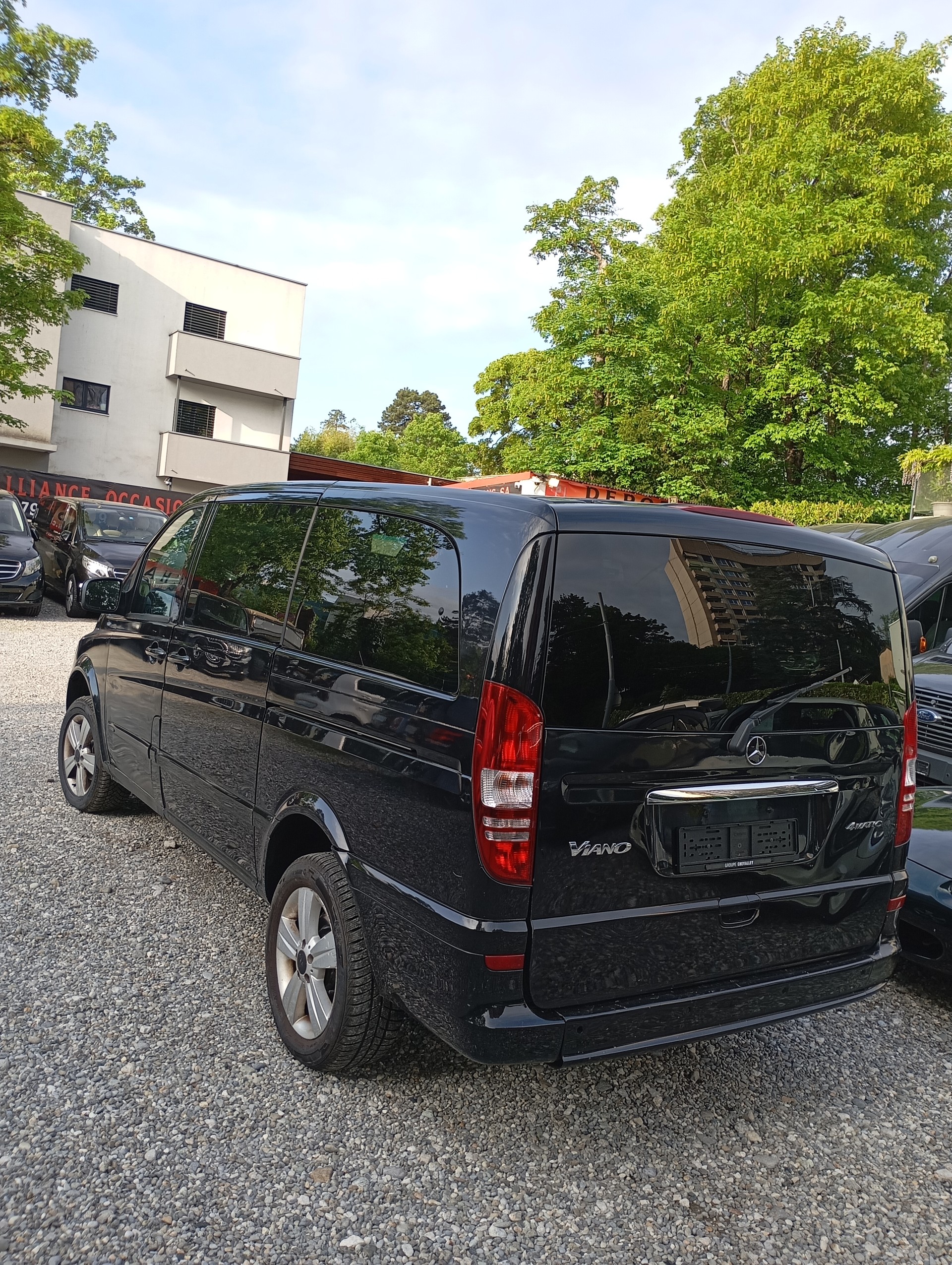 MERCEDES-BENZ Viano 2.2 CDI Blue Eff. Ambiente Ed. L 4Matic A-showroom-element-3