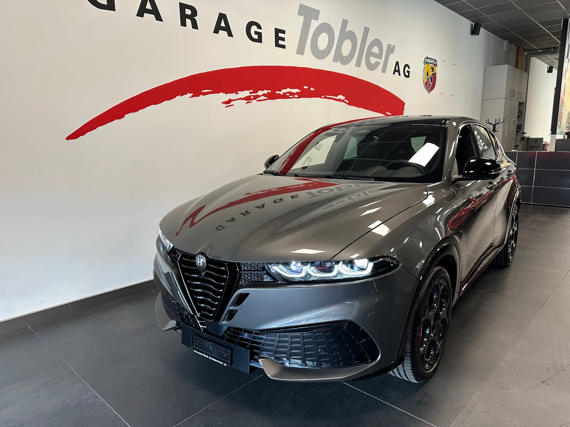 ALFA ROMEO Tonale 1.5 Hybrid Veloce-showroom-element-3