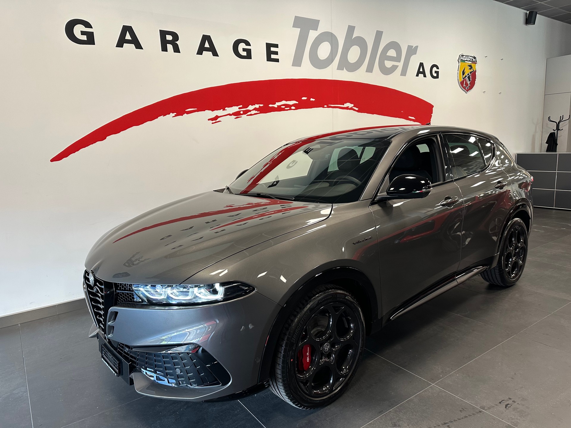 ALFA ROMEO Tonale 1.5 Hybrid Veloce-showroom-element-1
