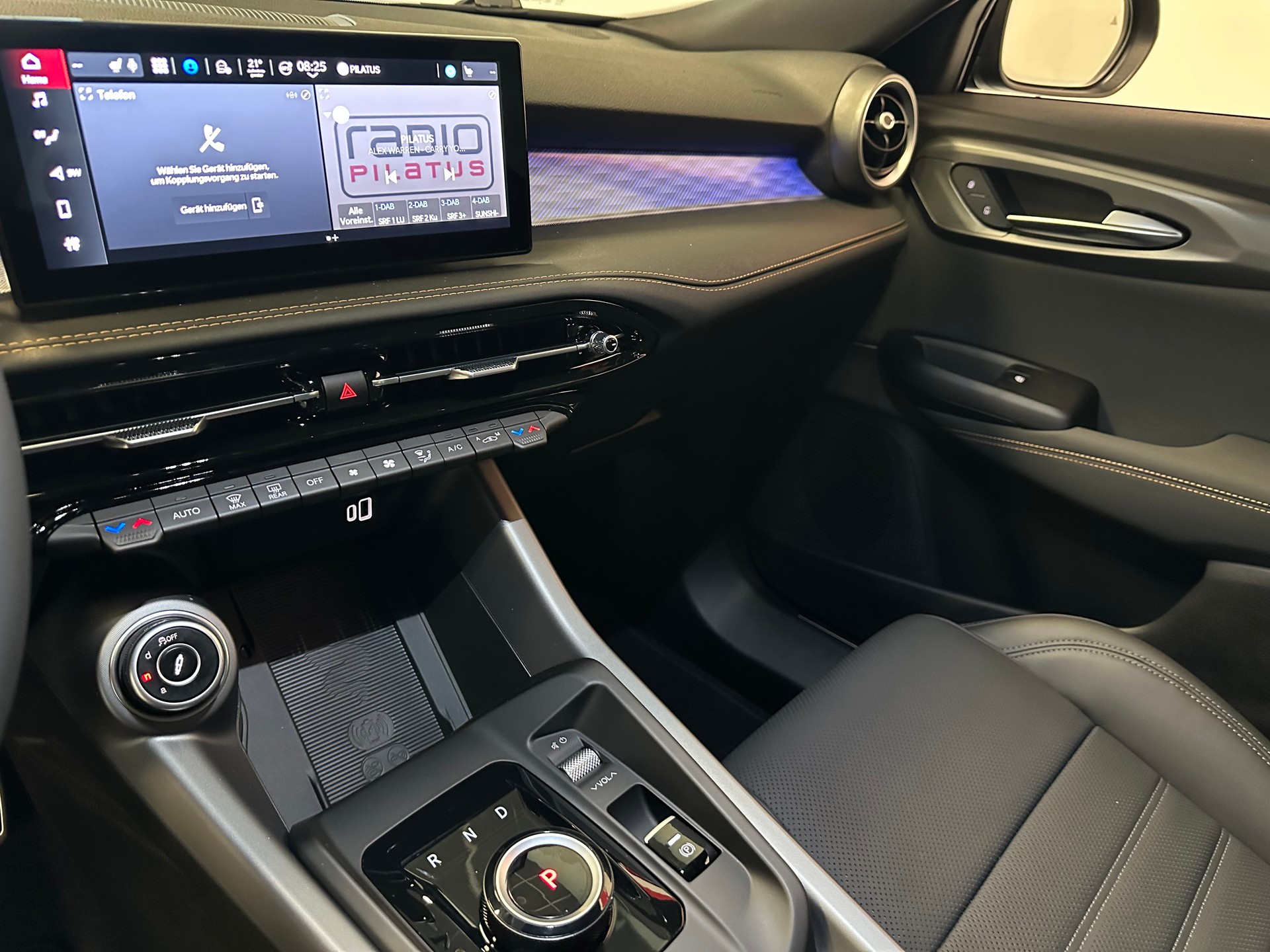 ALFA ROMEO Tonale 1.5 Hybrid Veloce-image-12
