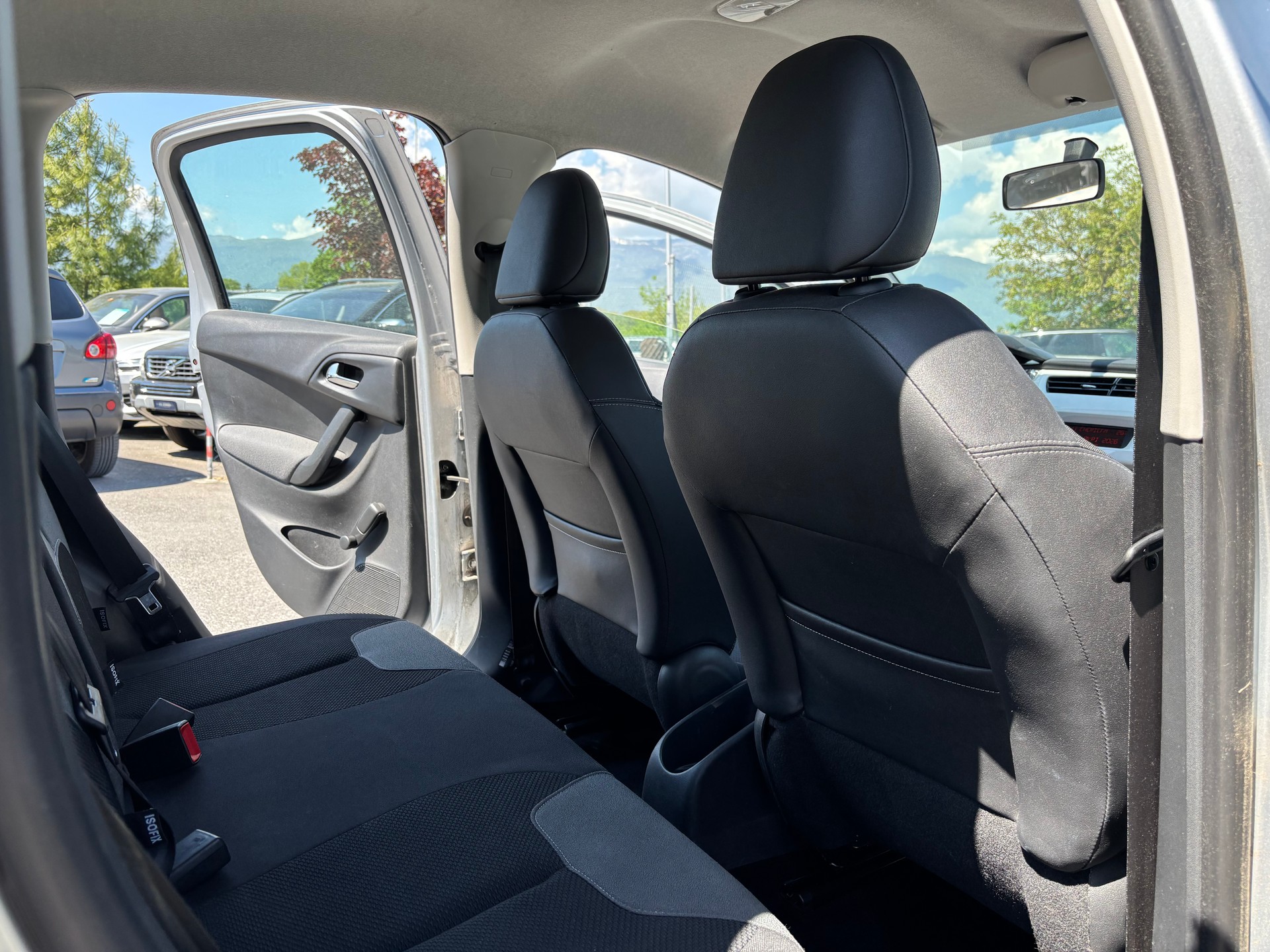 CITROEN C3 1.4i Tonic-image-15