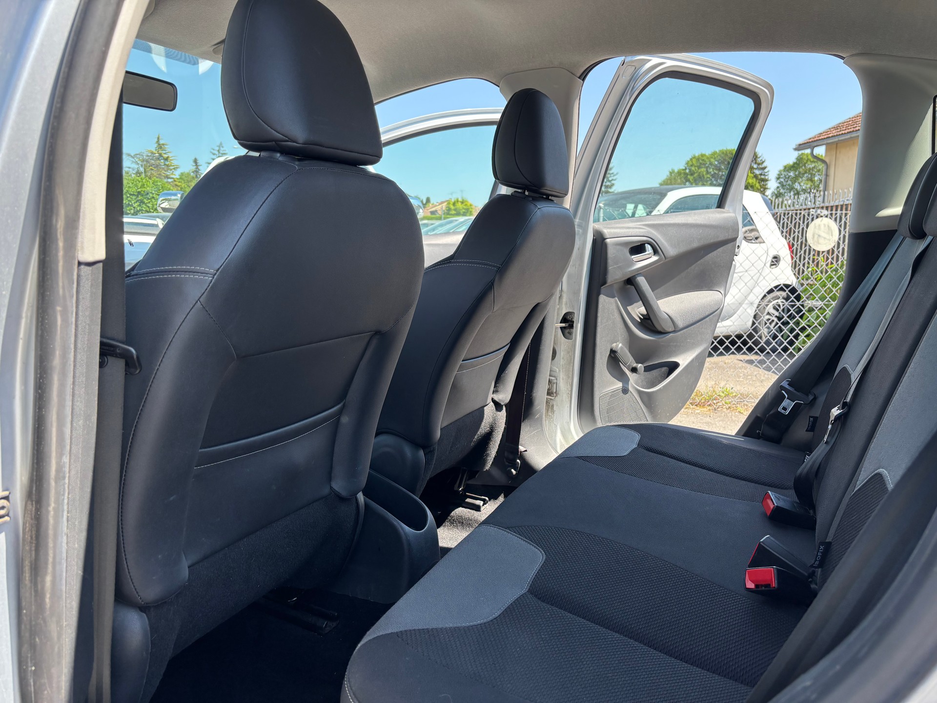CITROEN C3 1.4i Tonic-image-14