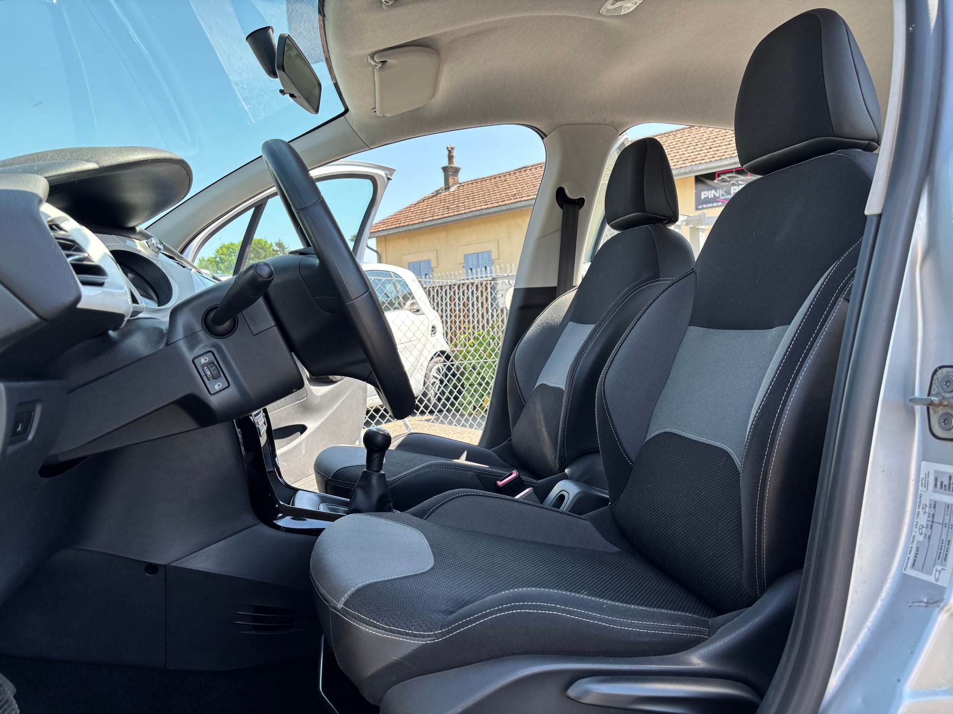 CITROEN C3 1.4i Tonic-image-11
