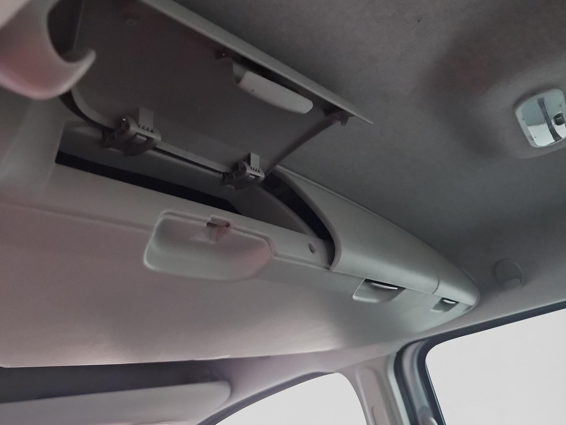 RENAULT Kangoo 1.2 16V Turbo 90th Anniversary EDC-image-24