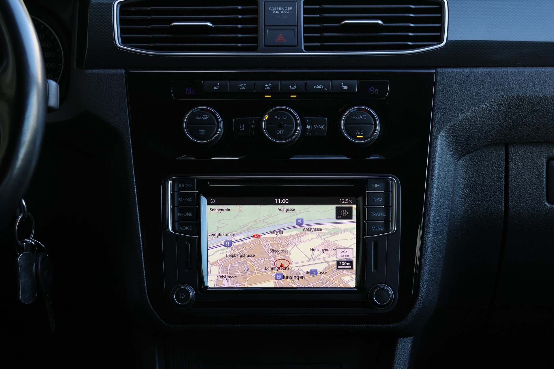 VW Caddy Maxi 2.0 TDI Highline 4Motion DSG-image-17