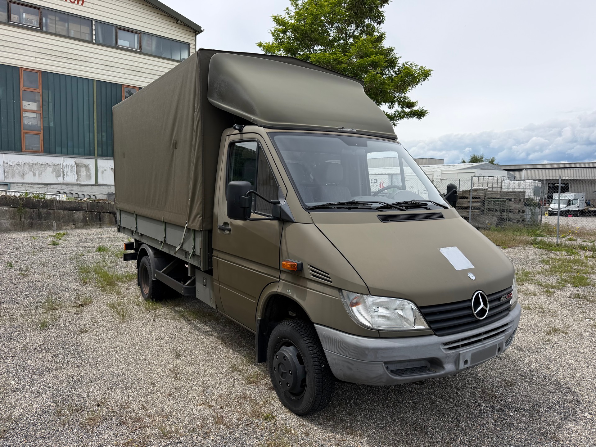 MERCEDES-BENZ Sprinter 413 CDI 4x4-showroom-element-3