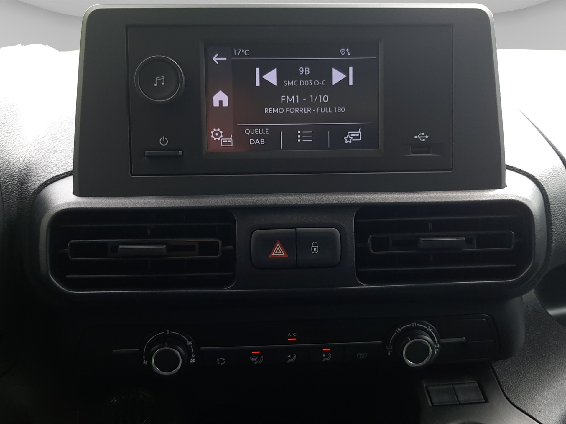 TOYOTA PROACE CITY Van L1 1.2 Active-image-13
