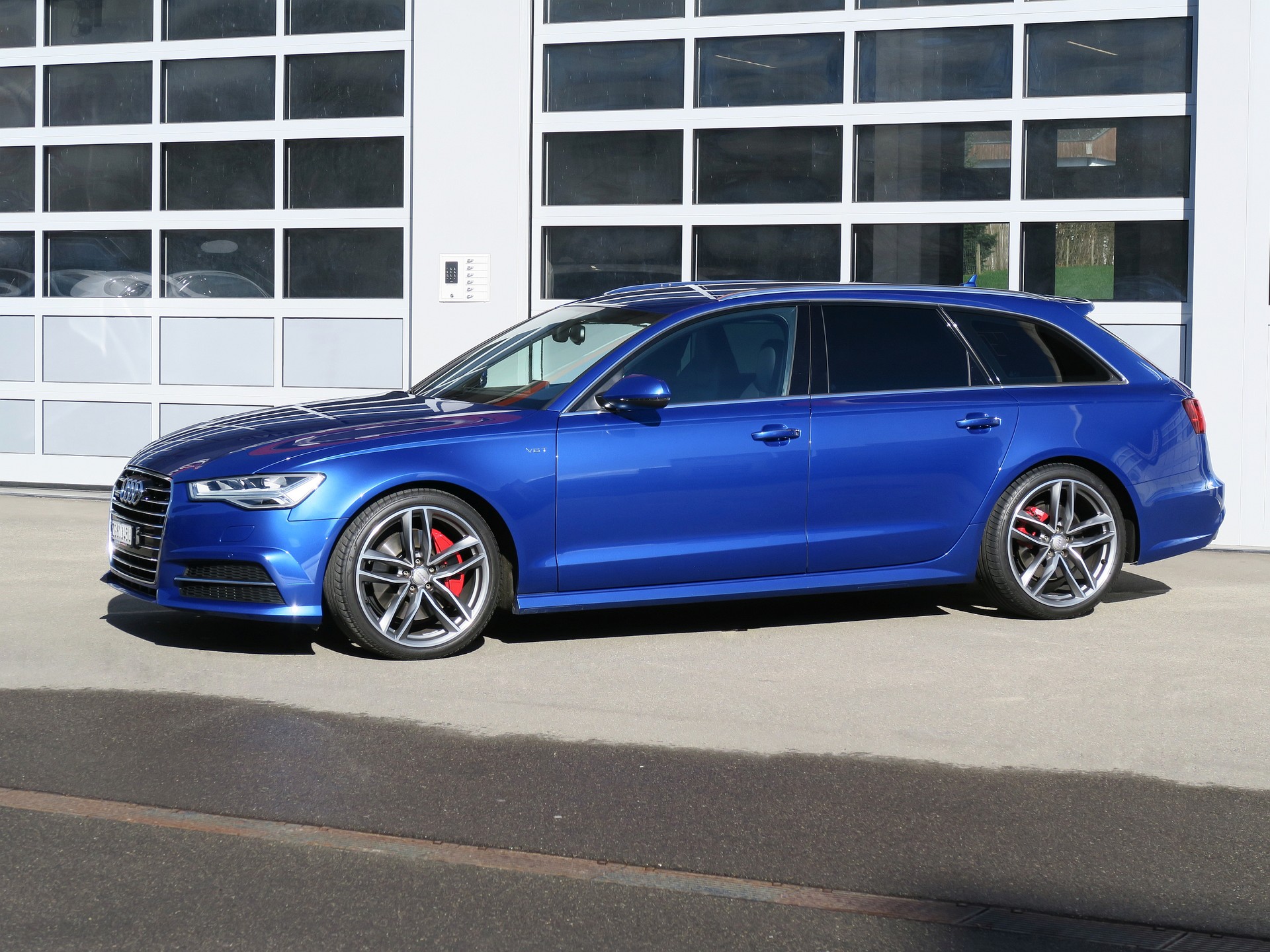 AUDI A6 Avant 3.0 BiTDI V6 quattro Competition Tiptronic-image-4