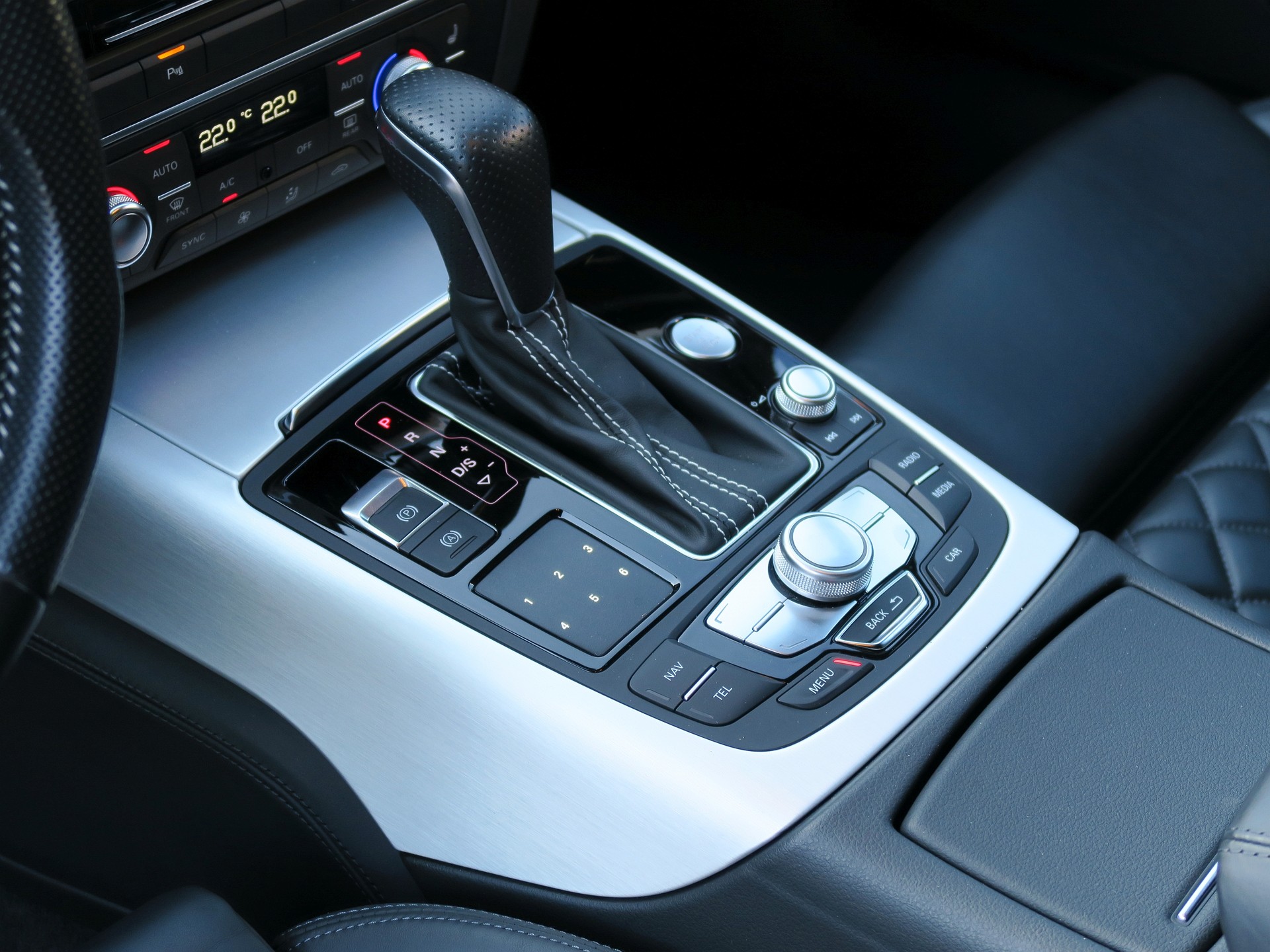 AUDI A6 Avant 3.0 BiTDI V6 quattro Competition Tiptronic-image-30
