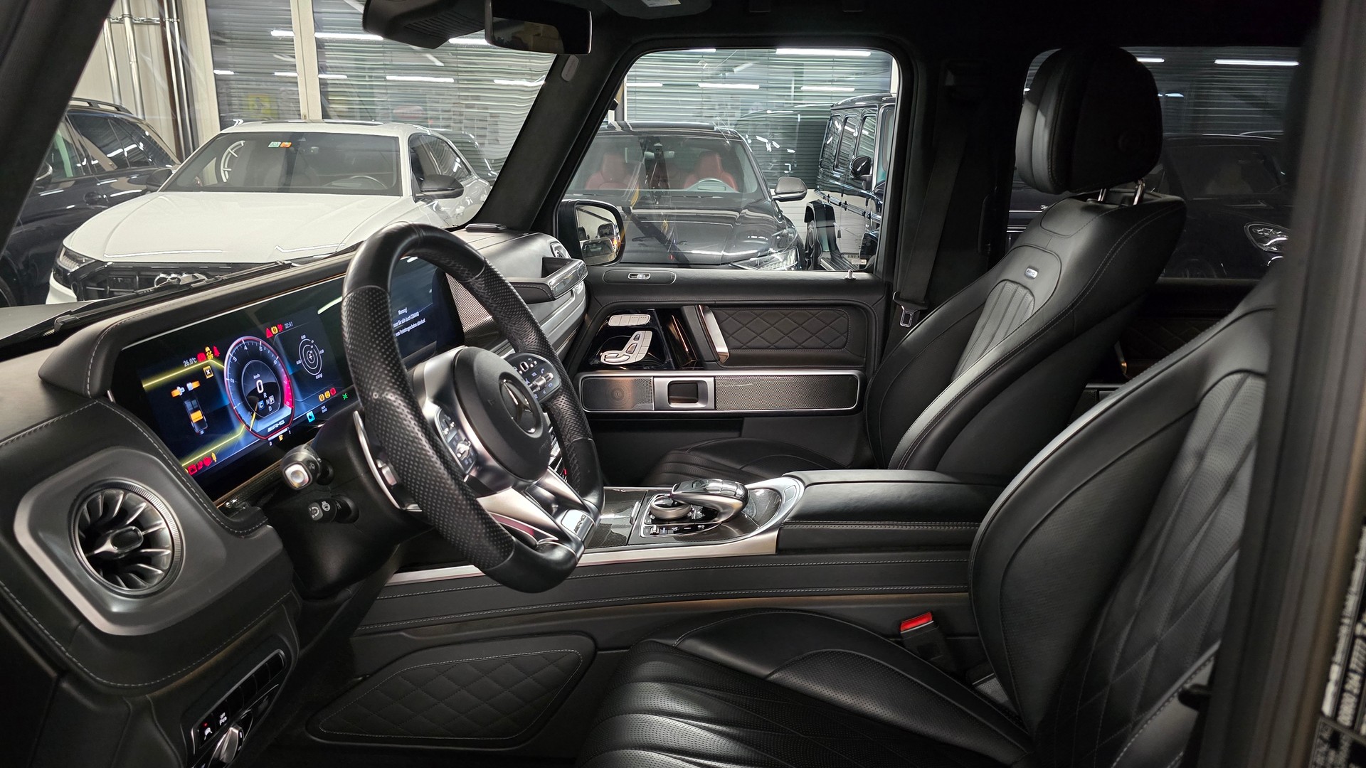 MERCEDES-BENZ G 63 AMG Speedshift Plus G-Tronic-image-17