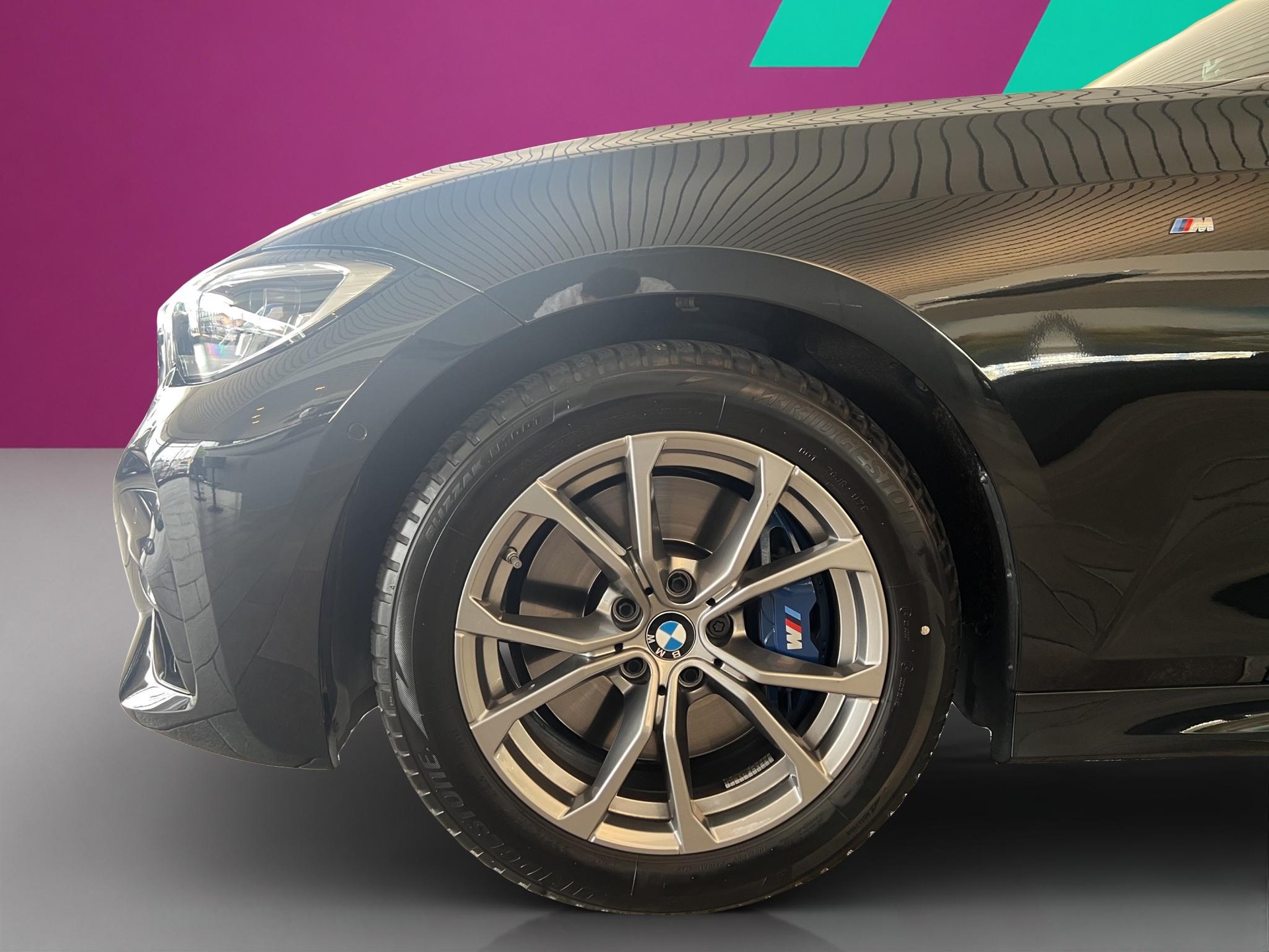 BMW 330i xDrive Touring MSport-image-8