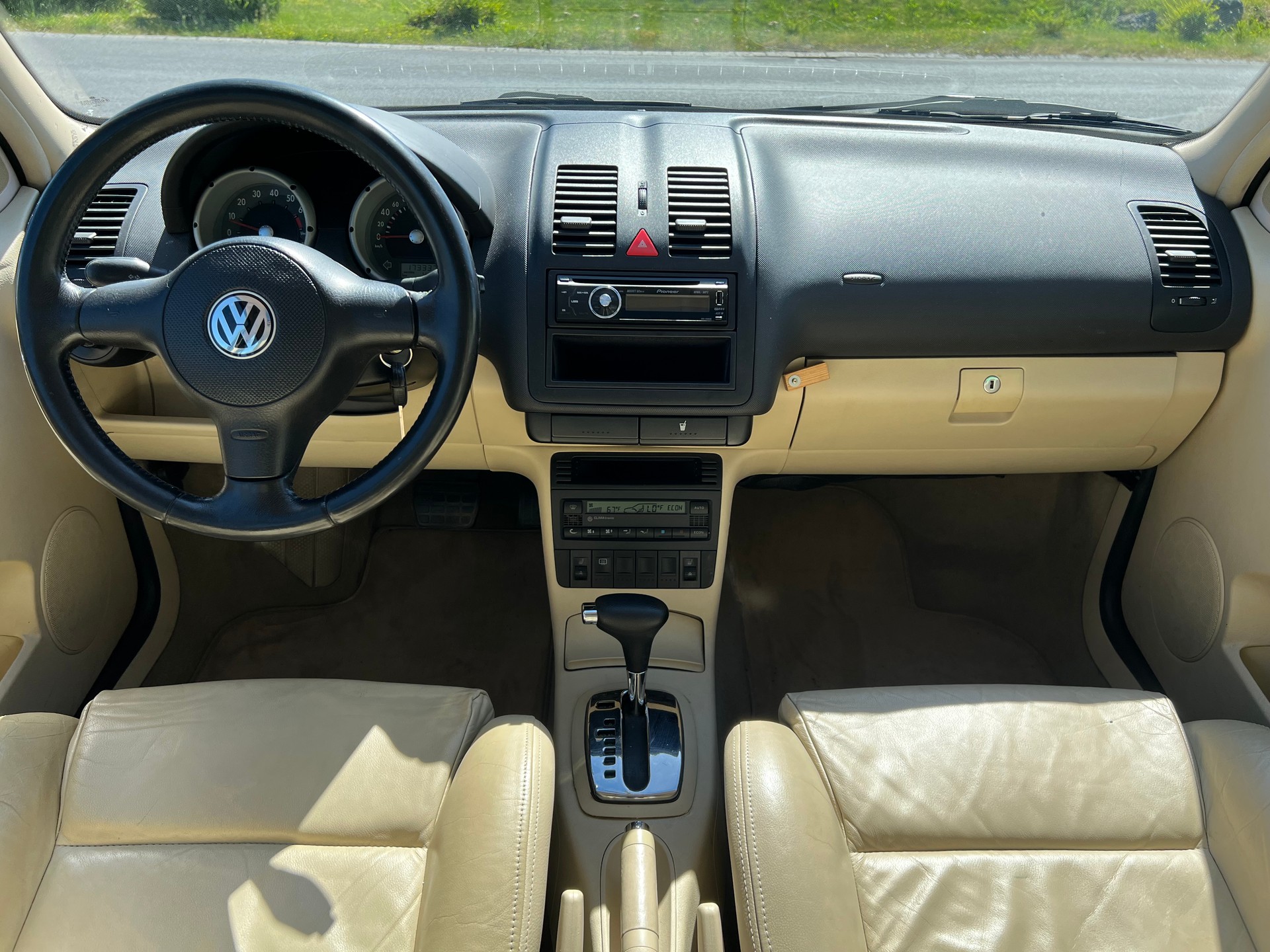 VW Polo 75 Highline-image-13