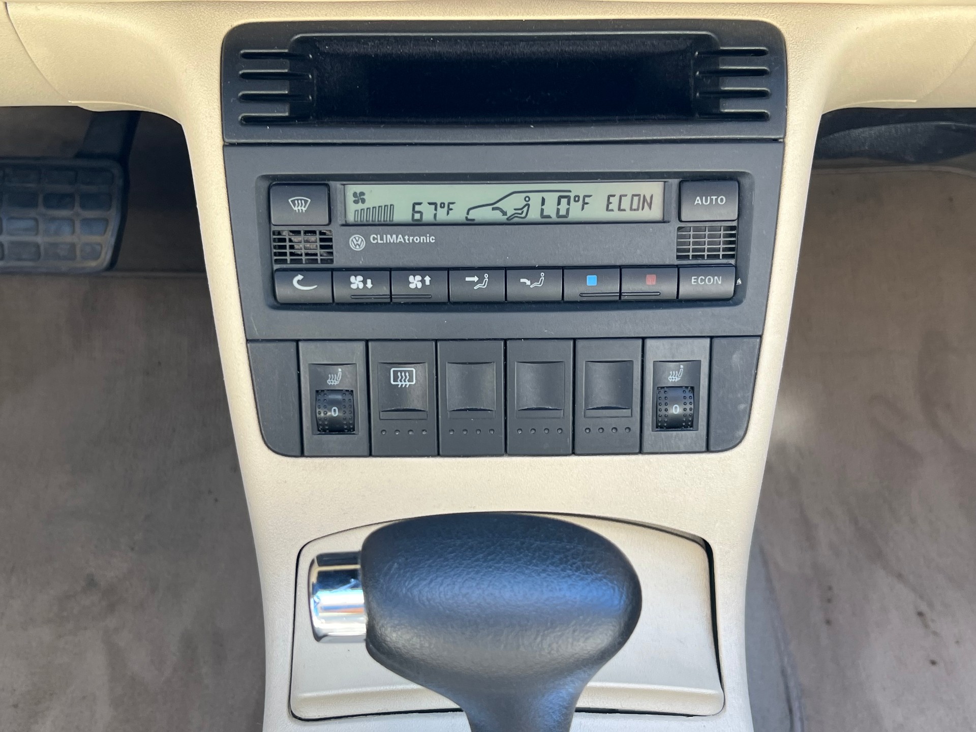 VW Polo 75 Highline-image-14