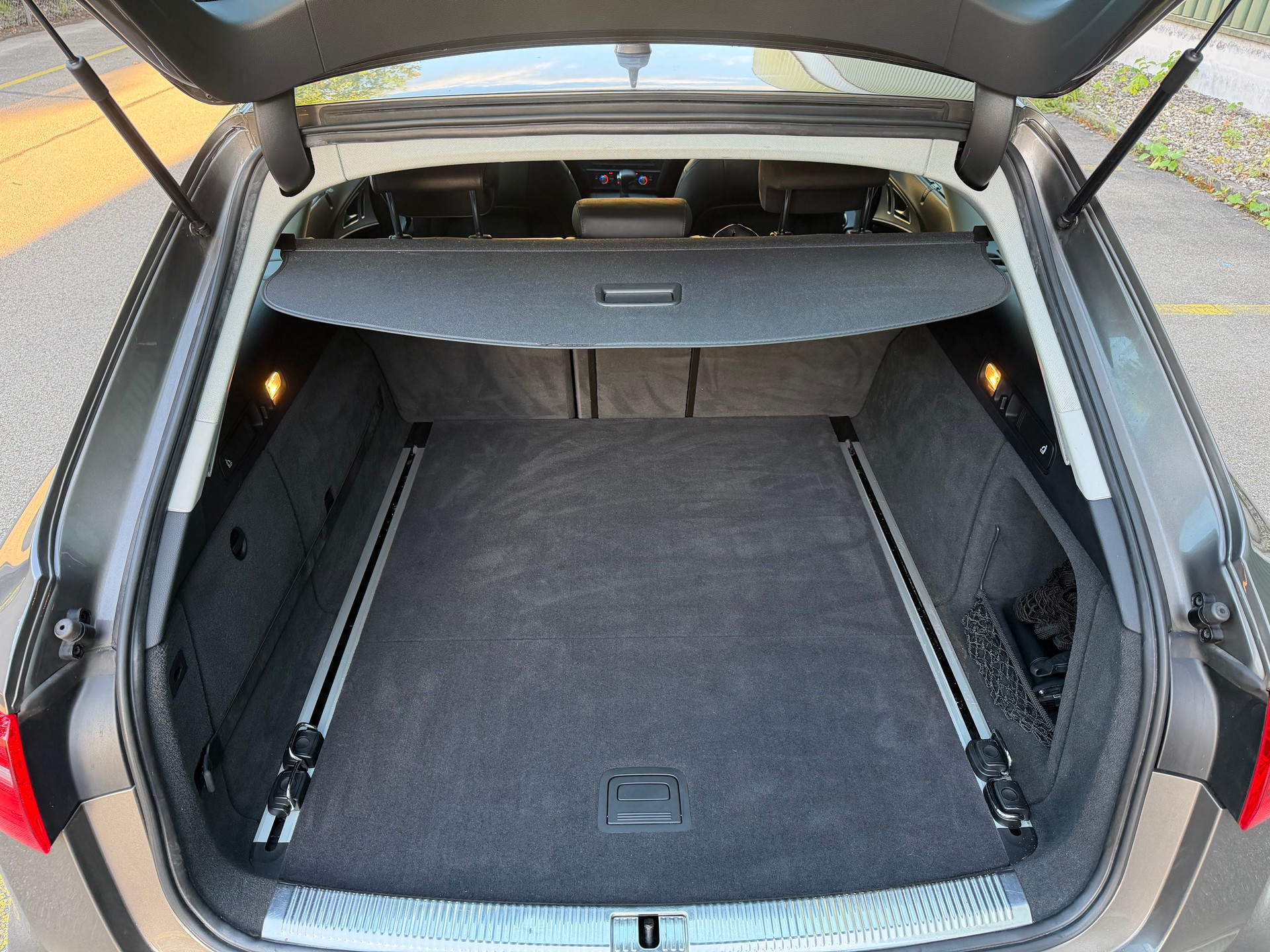 AUDI A6 Avant 3.0 TDI V6 quattro S-tronic-image-18