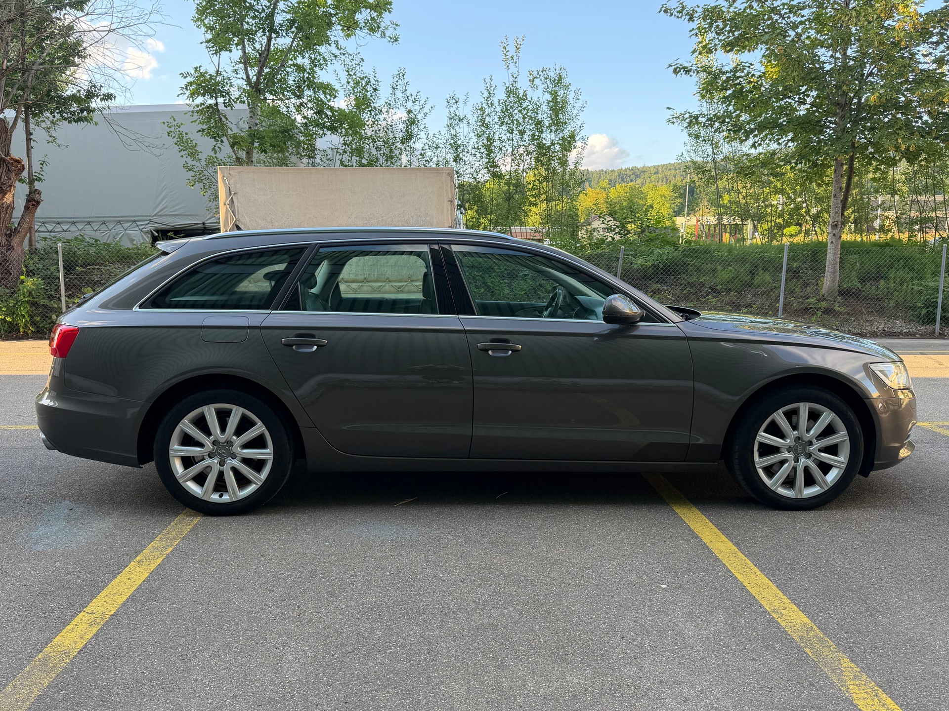 AUDI A6 Avant 3.0 TDI V6 quattro S-tronic-showroom-element-3