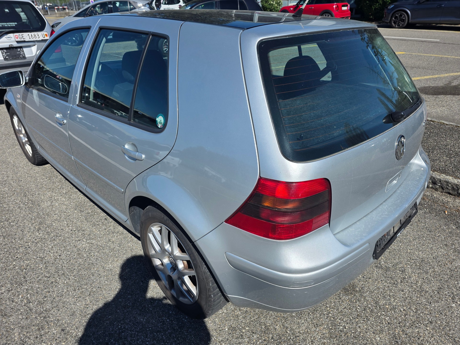 VW Golf 1.8 T GTI-image-5