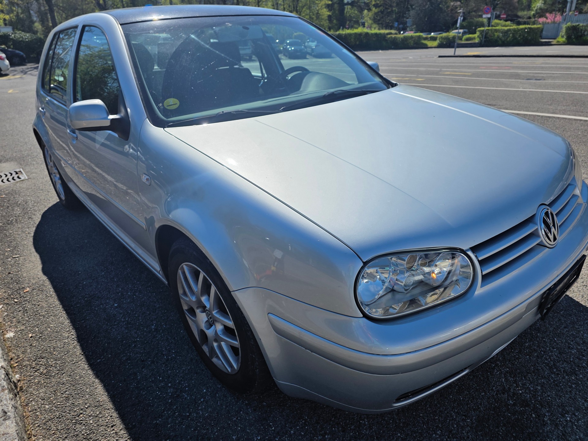 VW Golf 1.8 T GTI-image-1