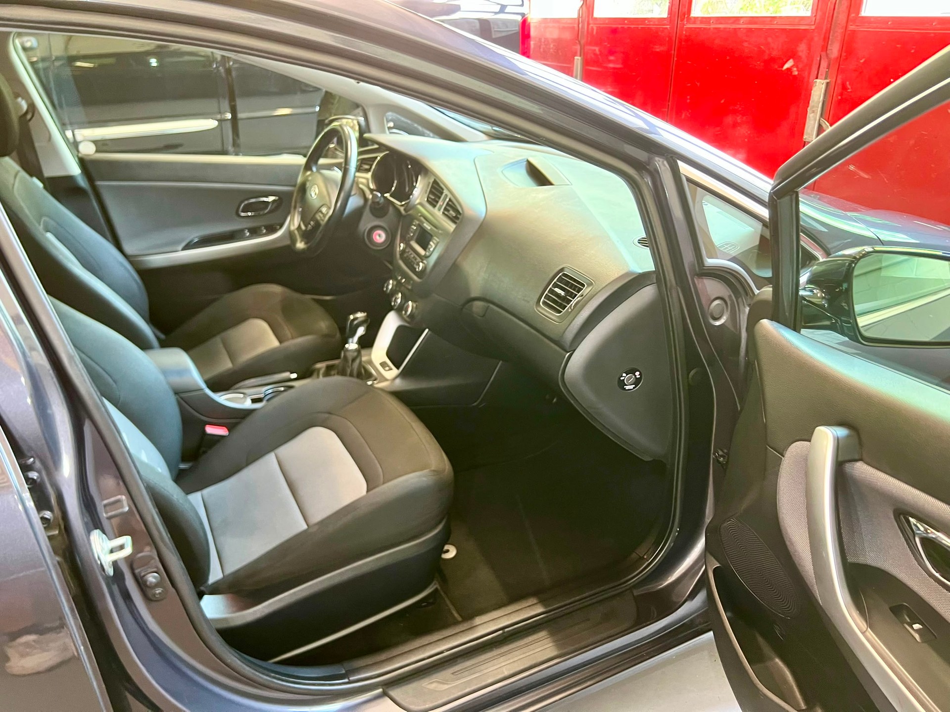 KIA Cee'd Sportswagon 1.6 GDi Trend ✅-image-11