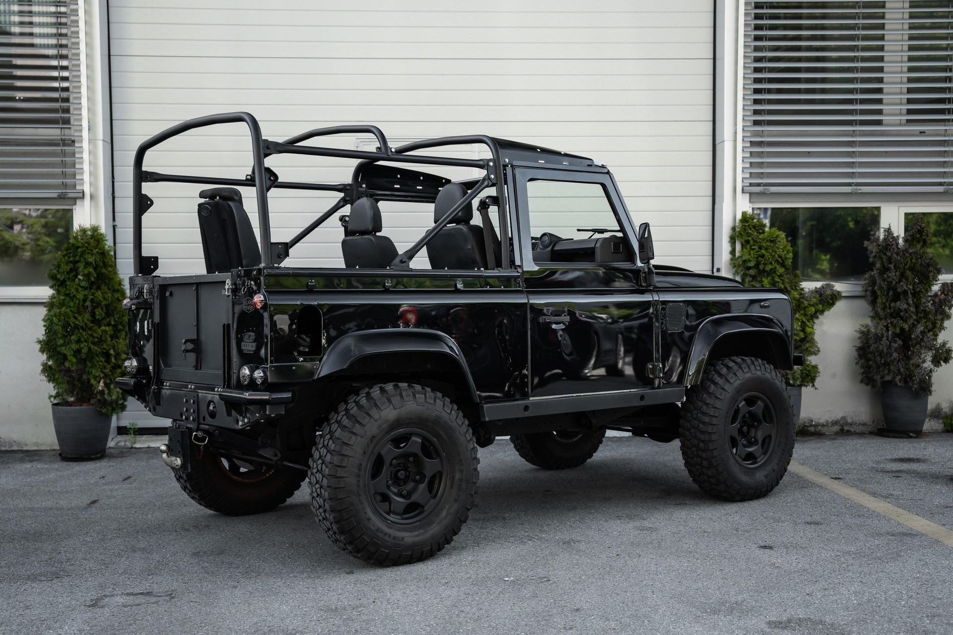 LAND ROVER Defender 90 2.4 Tdi ST-image-4
