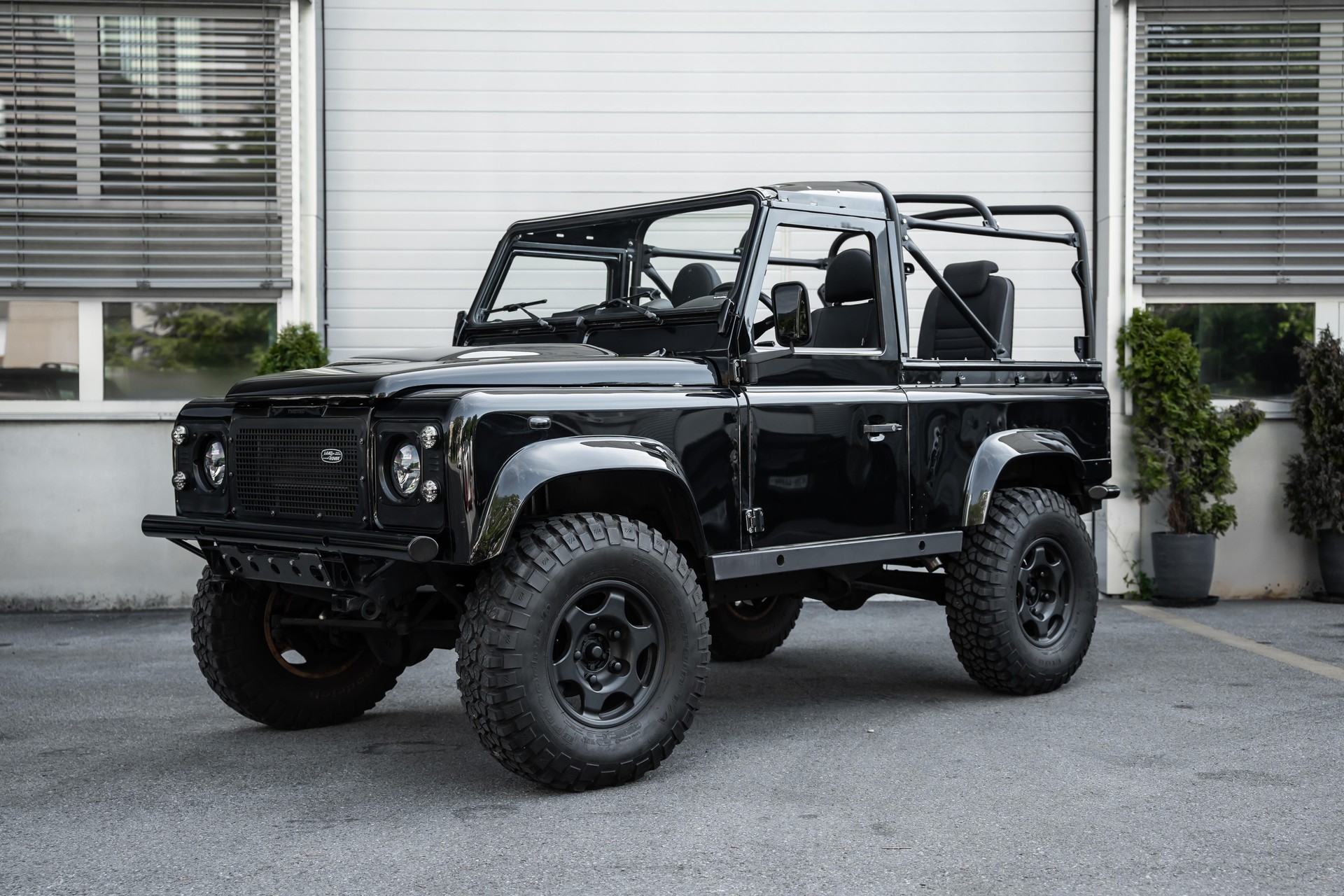 LAND ROVER Defender 90 2.4 Tdi ST