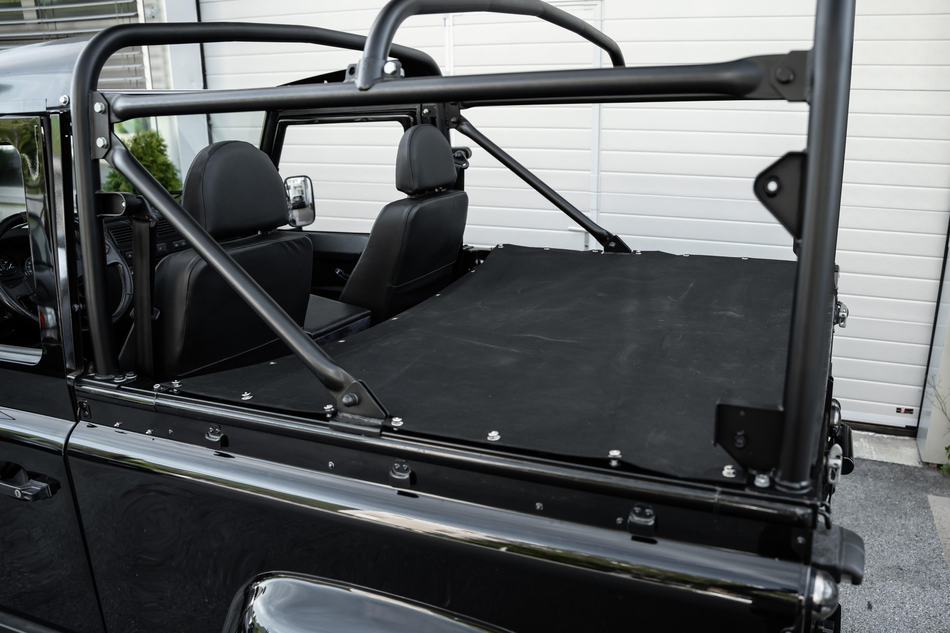 LAND ROVER Defender 90 2.4 Tdi ST-image-18