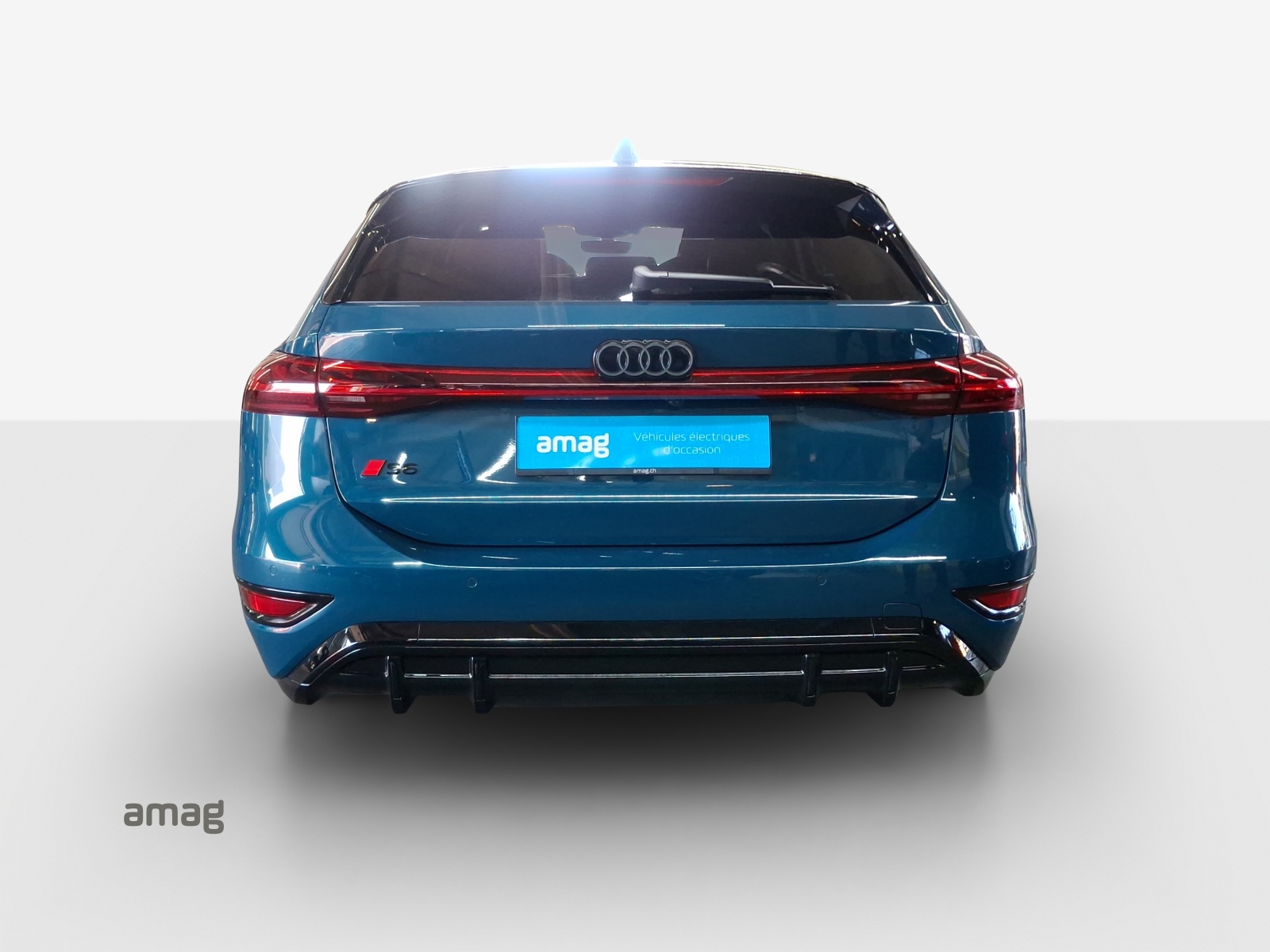 AUDI S6 Avant e-tron quattro-showroom-element-3