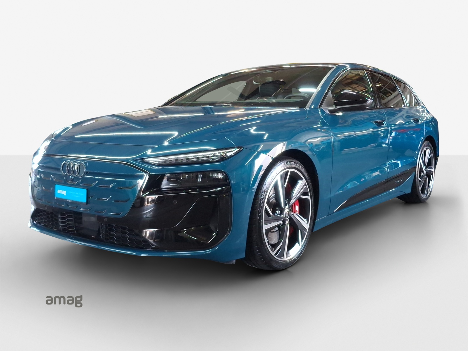 AUDI S6 Avant e-tron quattro