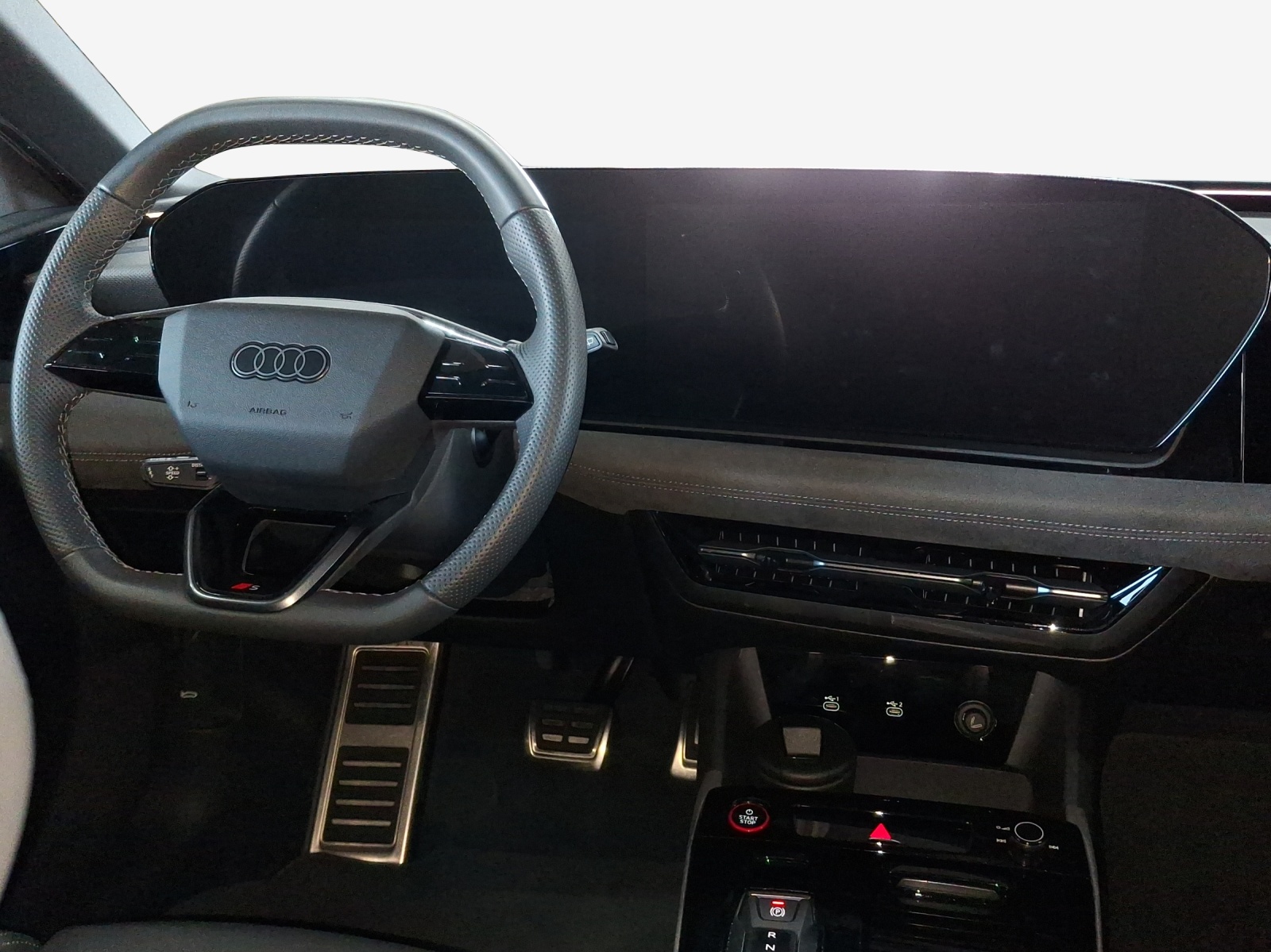 AUDI S6 Avant e-tron quattro-image-8