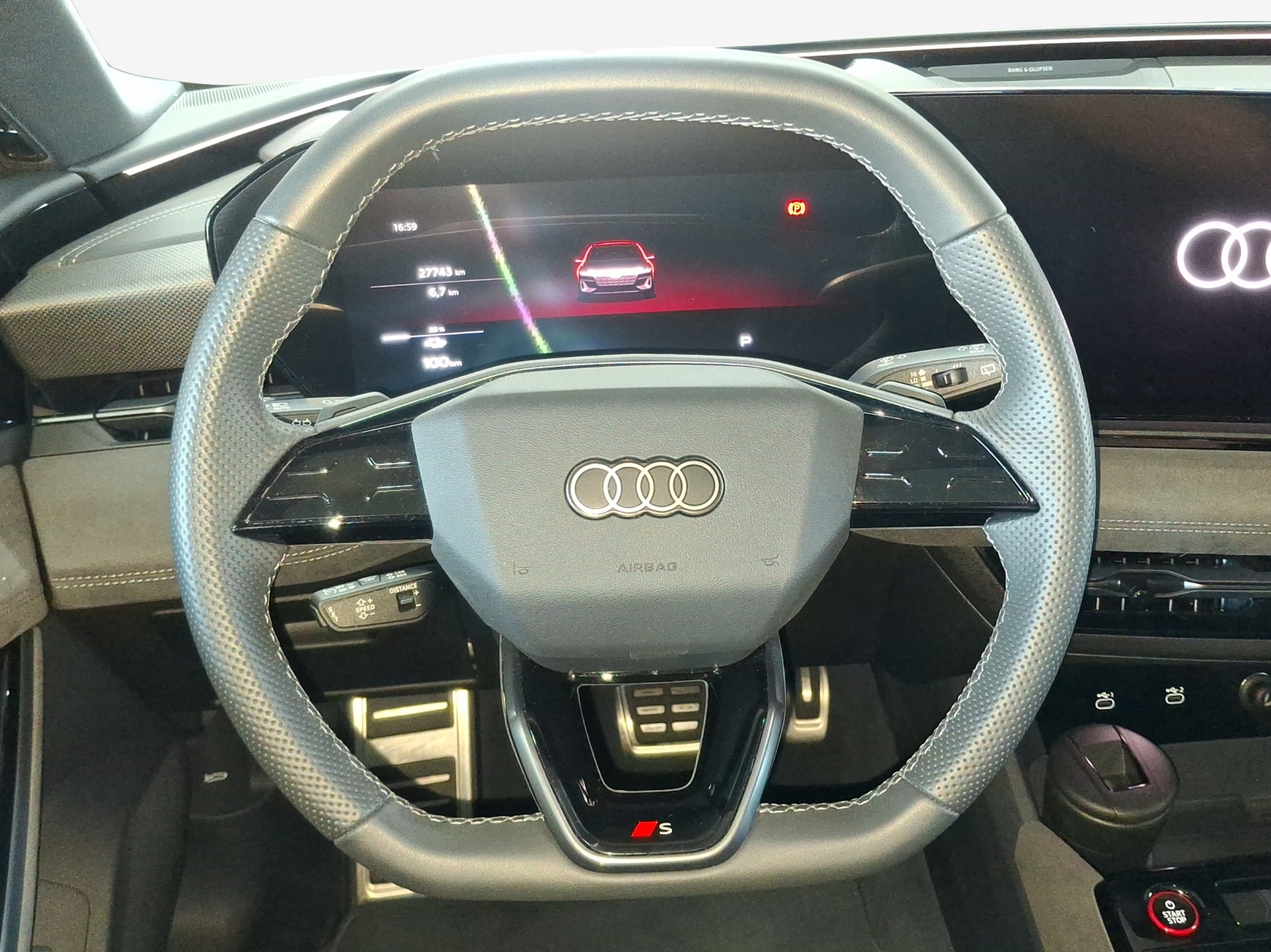 AUDI S6 Avant e-tron quattro-image-9