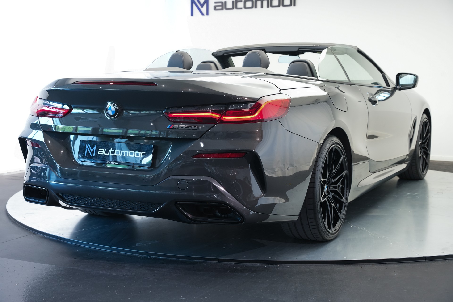 BMW M850i xDrive Steptronic Cabriolet *CH-Fahrzeug* *Dravitgrau* *B&W*-image-44