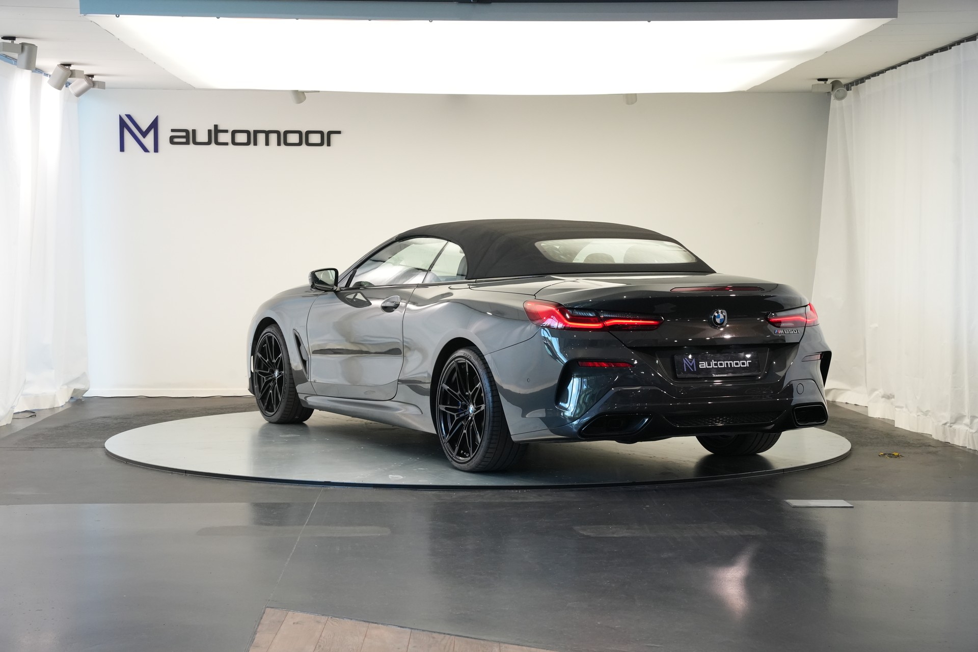BMW M850i xDrive Steptronic Cabriolet *CH-Fahrzeug* *Dravitgrau* *B&W*-image-11