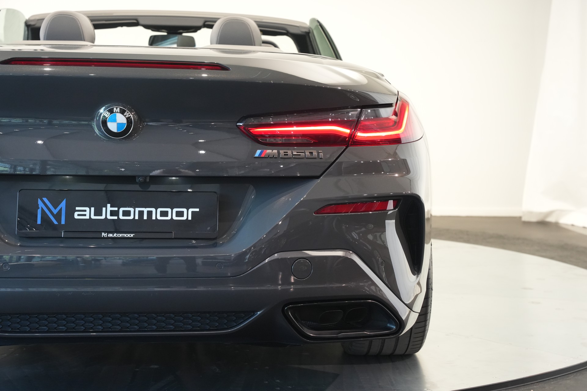 BMW M850i xDrive Steptronic Cabriolet *CH-Fahrzeug* *Dravitgrau* *B&W*-image-39