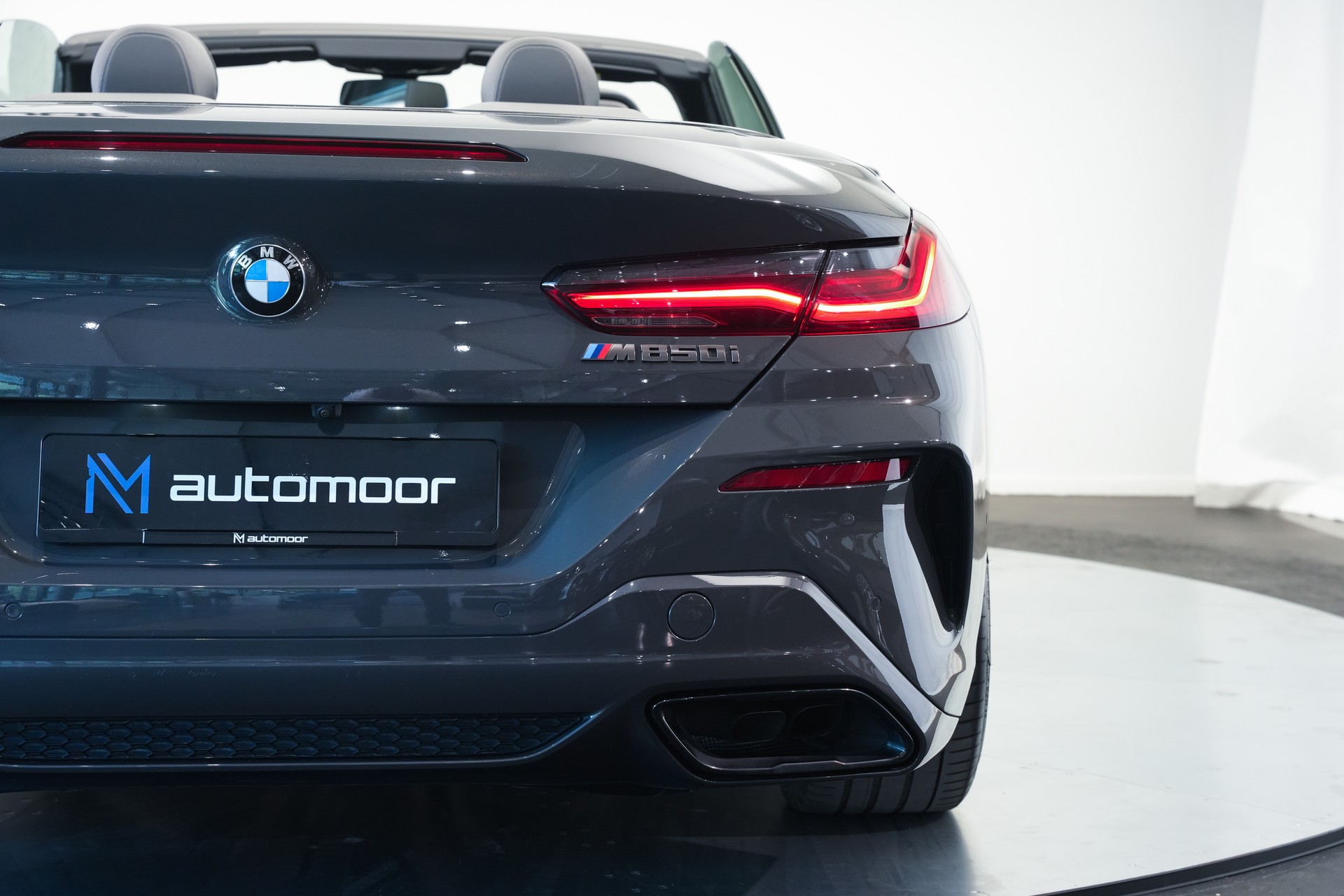 BMW M850i xDrive Steptronic Cabriolet *CH-Fahrzeug* *Dravitgrau* *B&W*-image-42