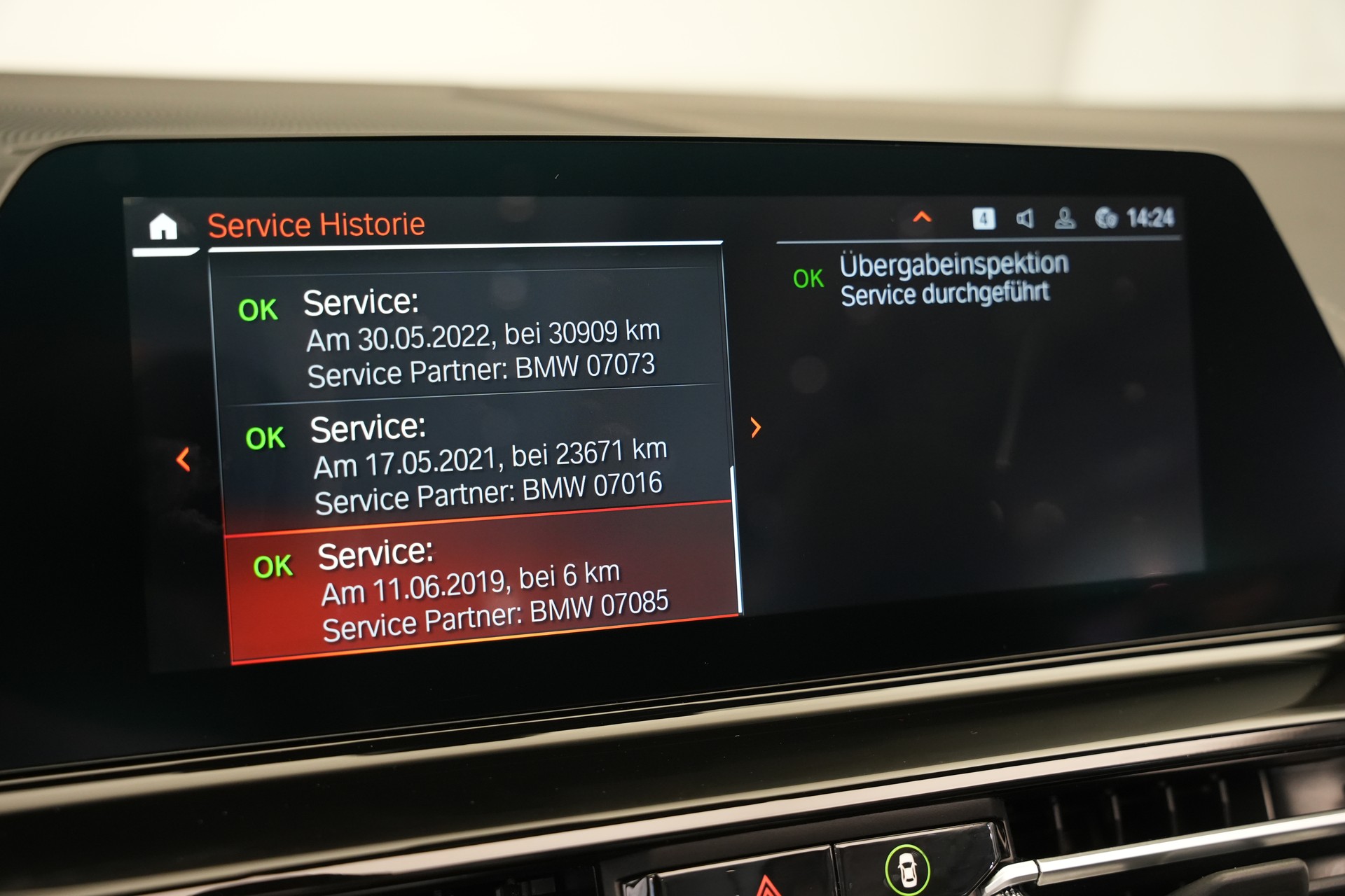 BMW M850i xDrive Steptronic Cabriolet *CH-Fahrzeug* *Dravitgrau* *B&W*-image-34