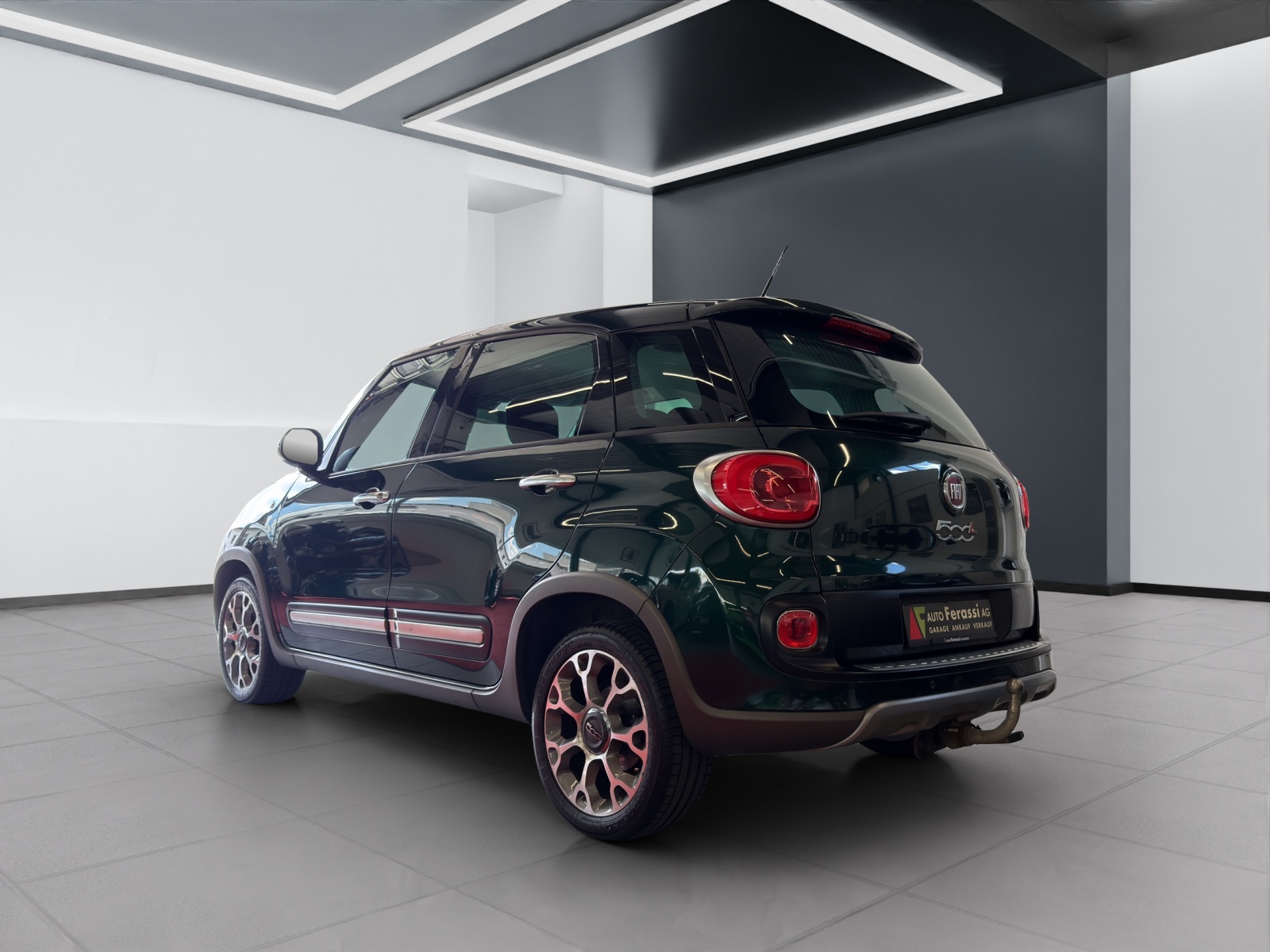 FIAT 500L 1.6 JTD Trekking-showroom-element-3