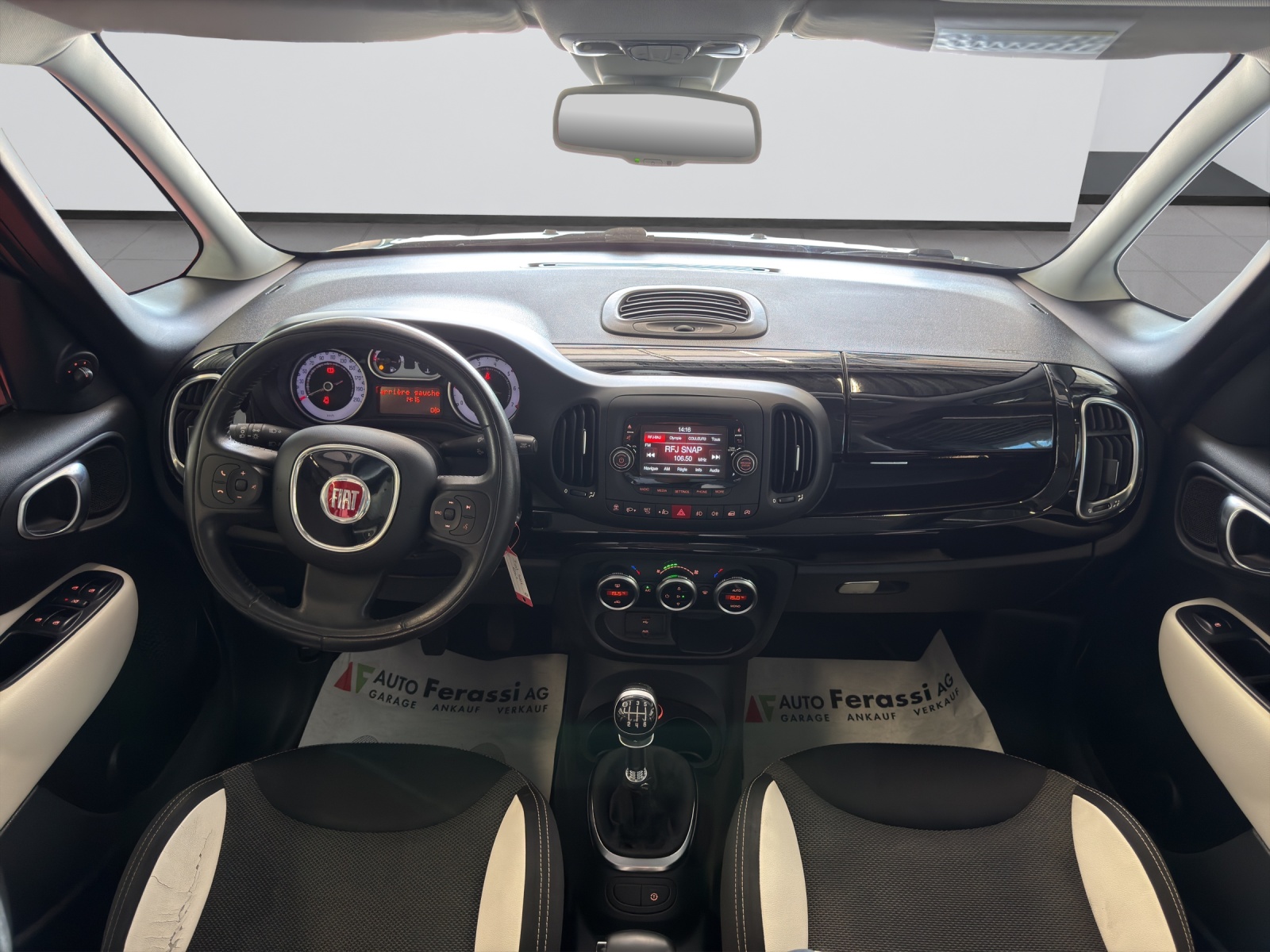 FIAT 500L 1.6 JTD Trekking-image-11