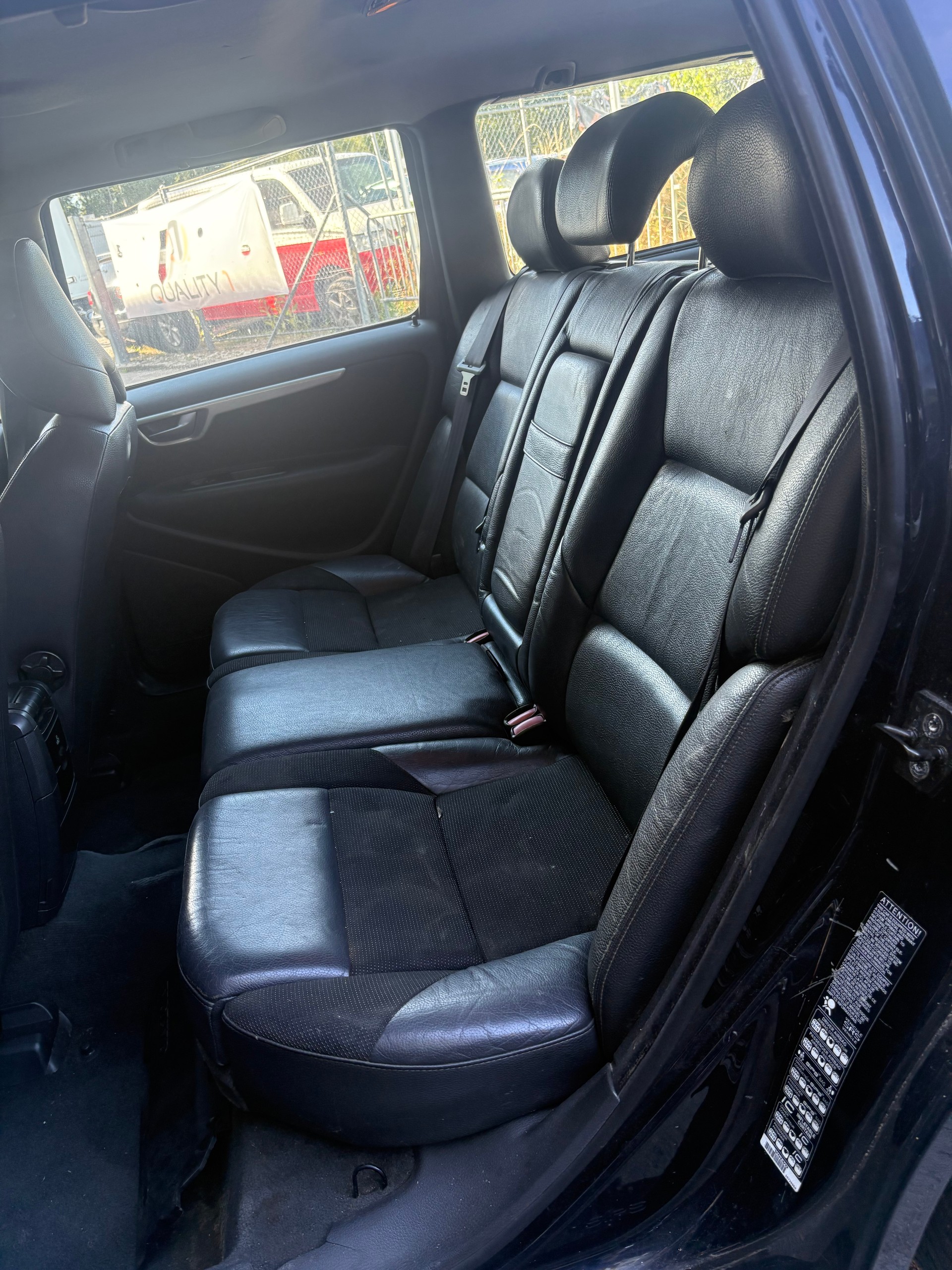 VOLVO V70 2.0T Summum-image-10