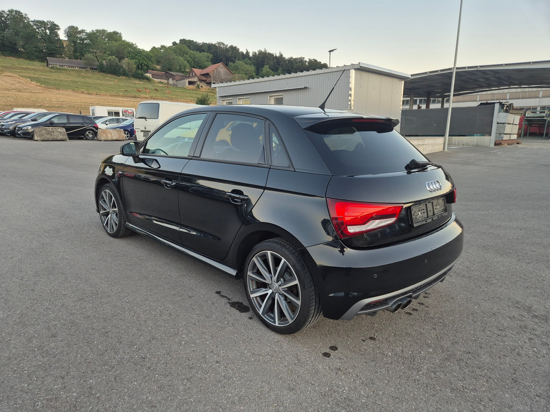 AUDI A1 Sportback 1.4 TFSI S-tronic-image-10