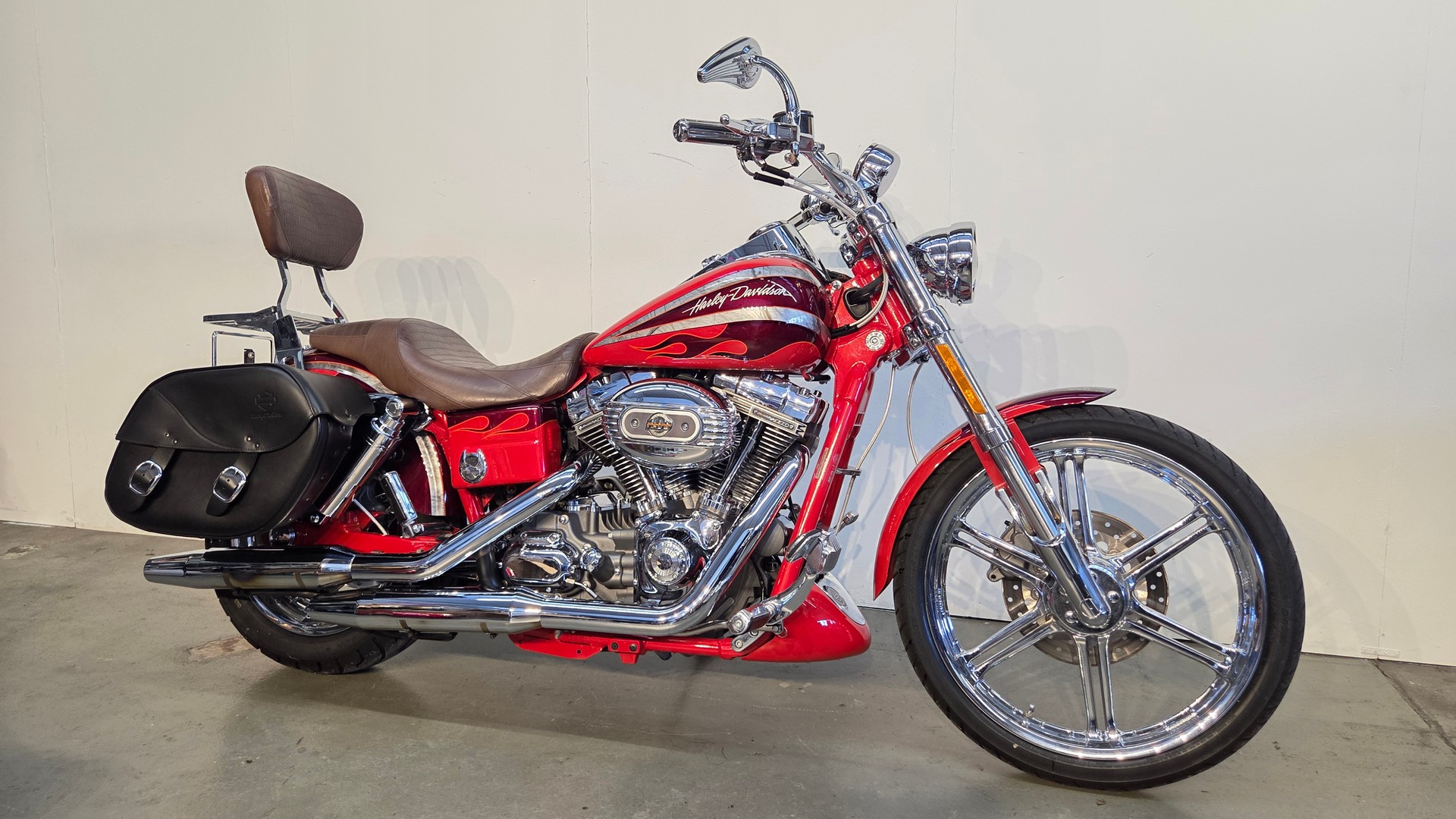 HARLEY-DAVIDSON FXDSE Dyna CVO Screamin'Eagle Anniversry-image-2