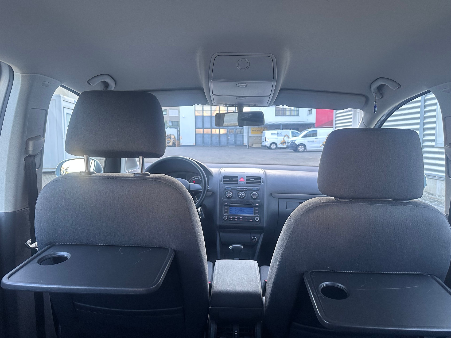VW Touran 2.0 TDI Highline Automat, Frisch ab MFK, aus 1ster Hand, 8Fach Komplett Räder-image-14
