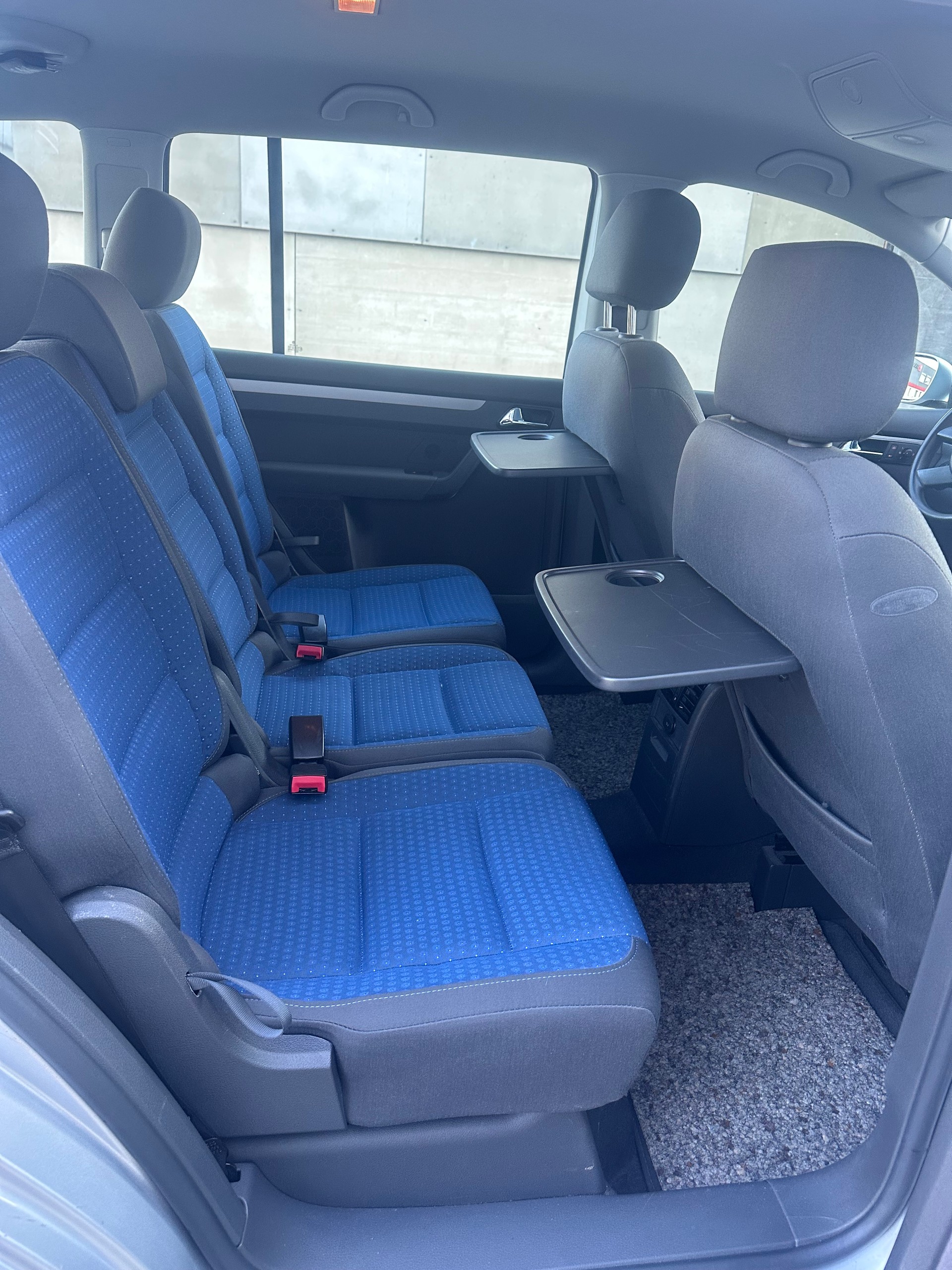 VW Touran 2.0 TDI Highline Automat, Frisch ab MFK, aus 1ster Hand, 8Fach Komplett Räder-image-11