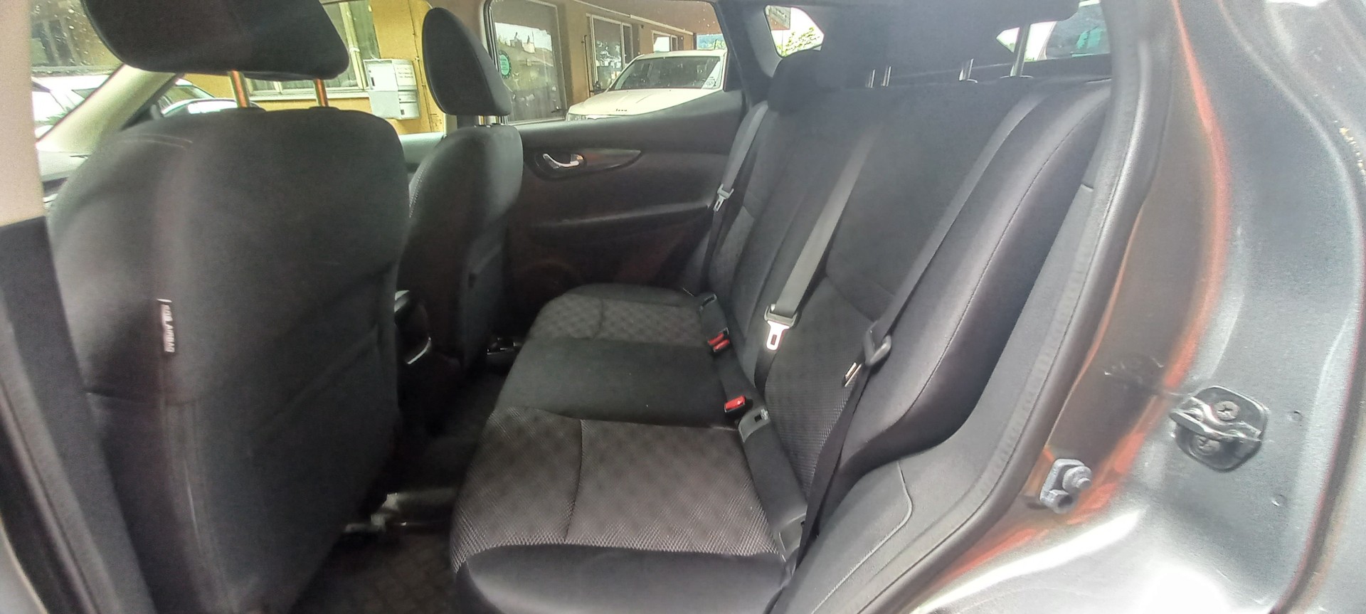 NISSAN Qashqai 1.2 DIG-T acenta-image-9