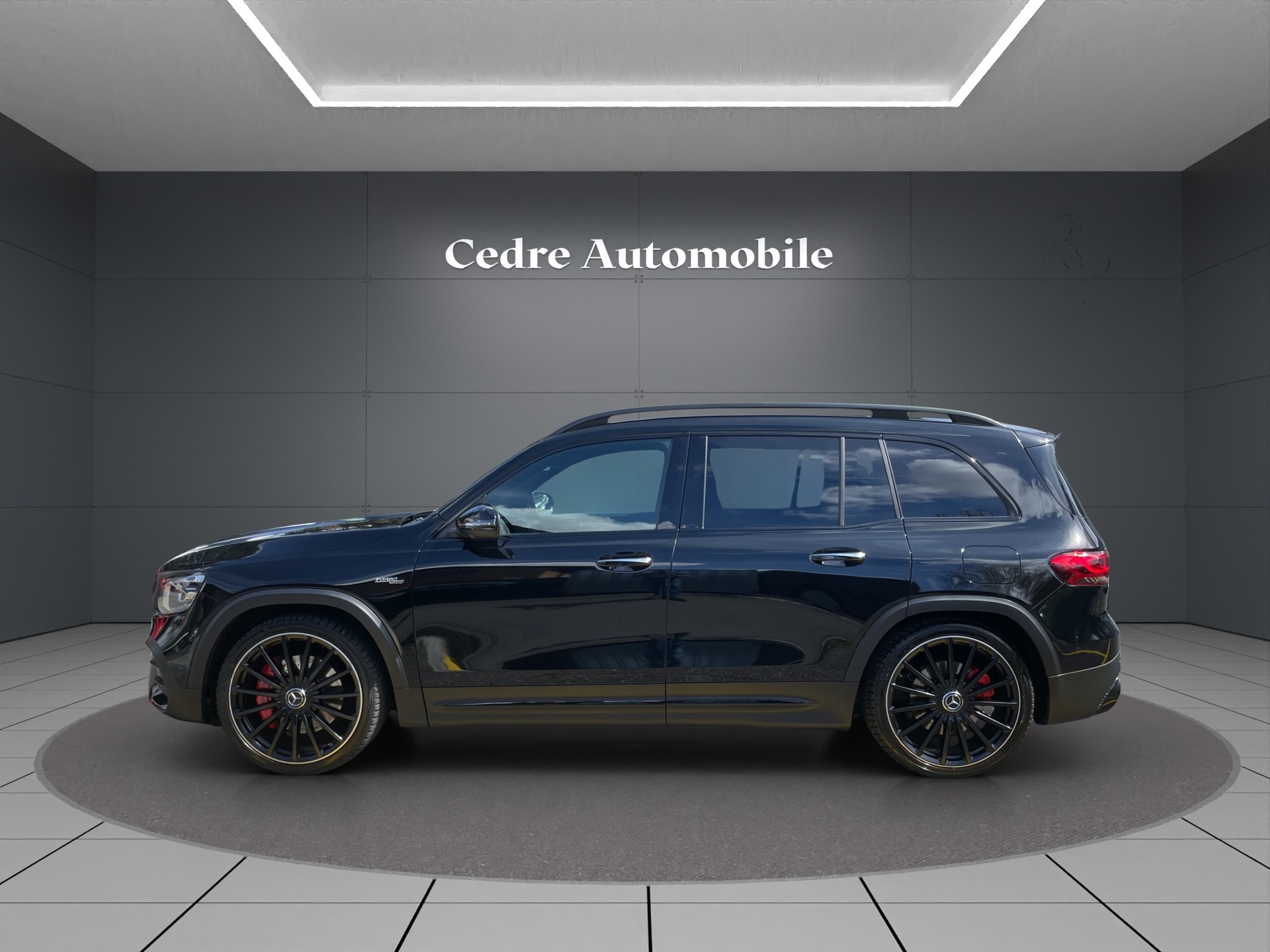MERCEDES-BENZ GLB 35 AMG 4Matic 8G-Tronic-showroom-element-3