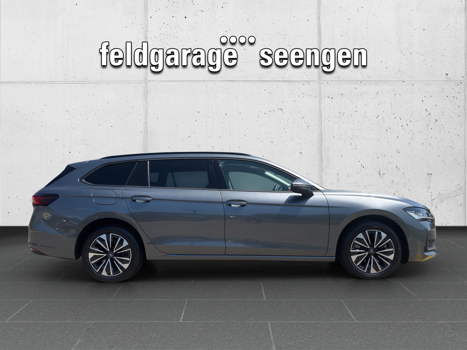 SKODA New Superb Combi 2.0 TSI Selection 4x4 DSG mit AHK & fortl. Werksgarantie-showroom-element-3